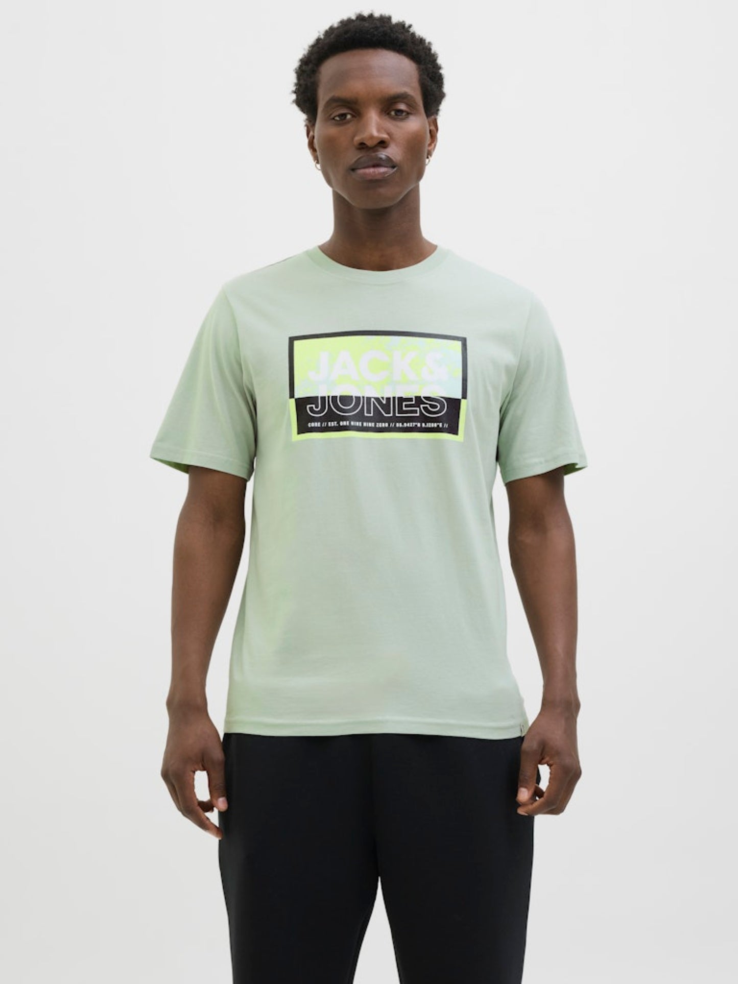 JCOLOGAN SUMMER PRINT TEE