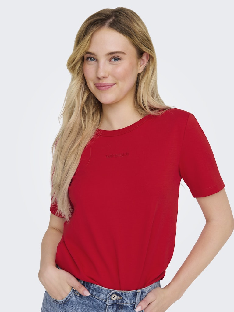 JDYCATIE S/S HEAVY EMB TOP