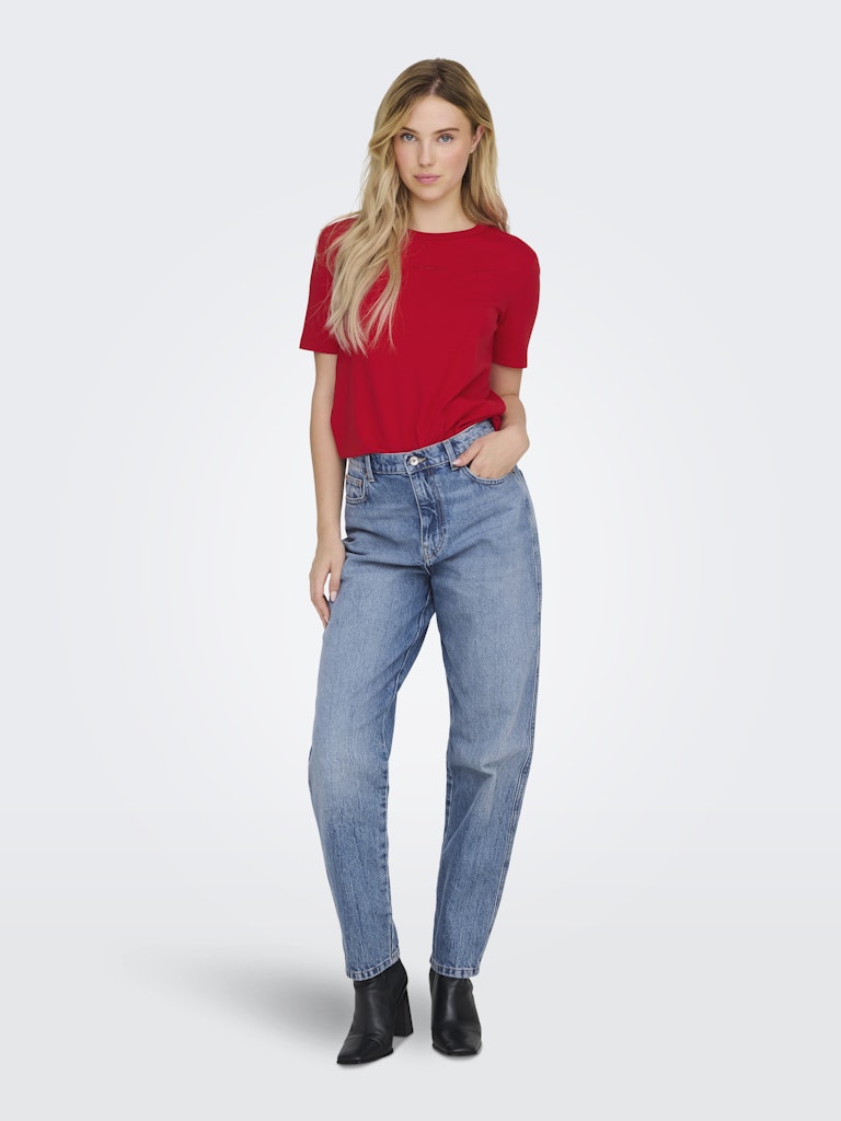 JDYCATIE S/S HEAVY EMB TOP