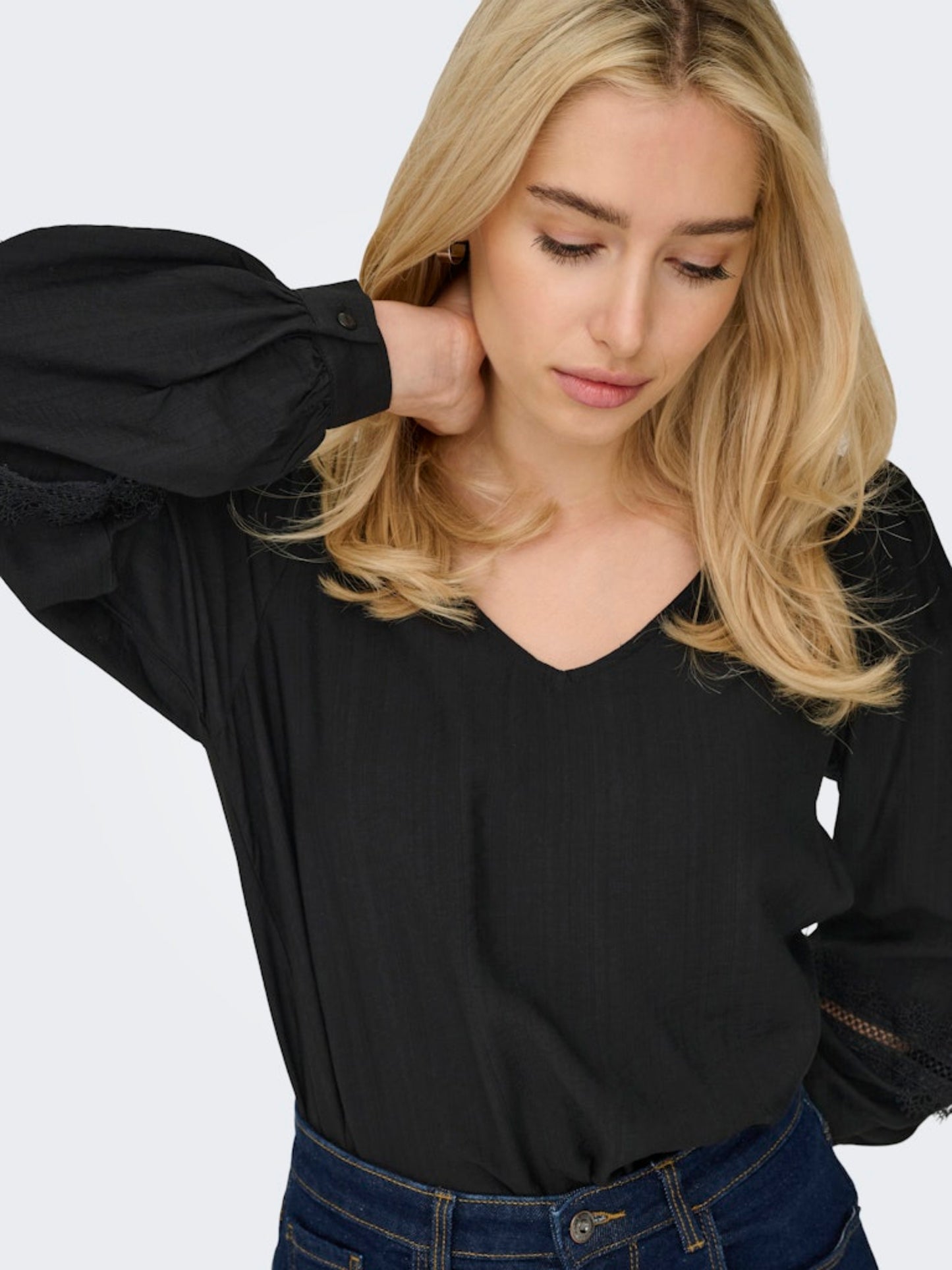 JDYAYLA L/S LACE TOP