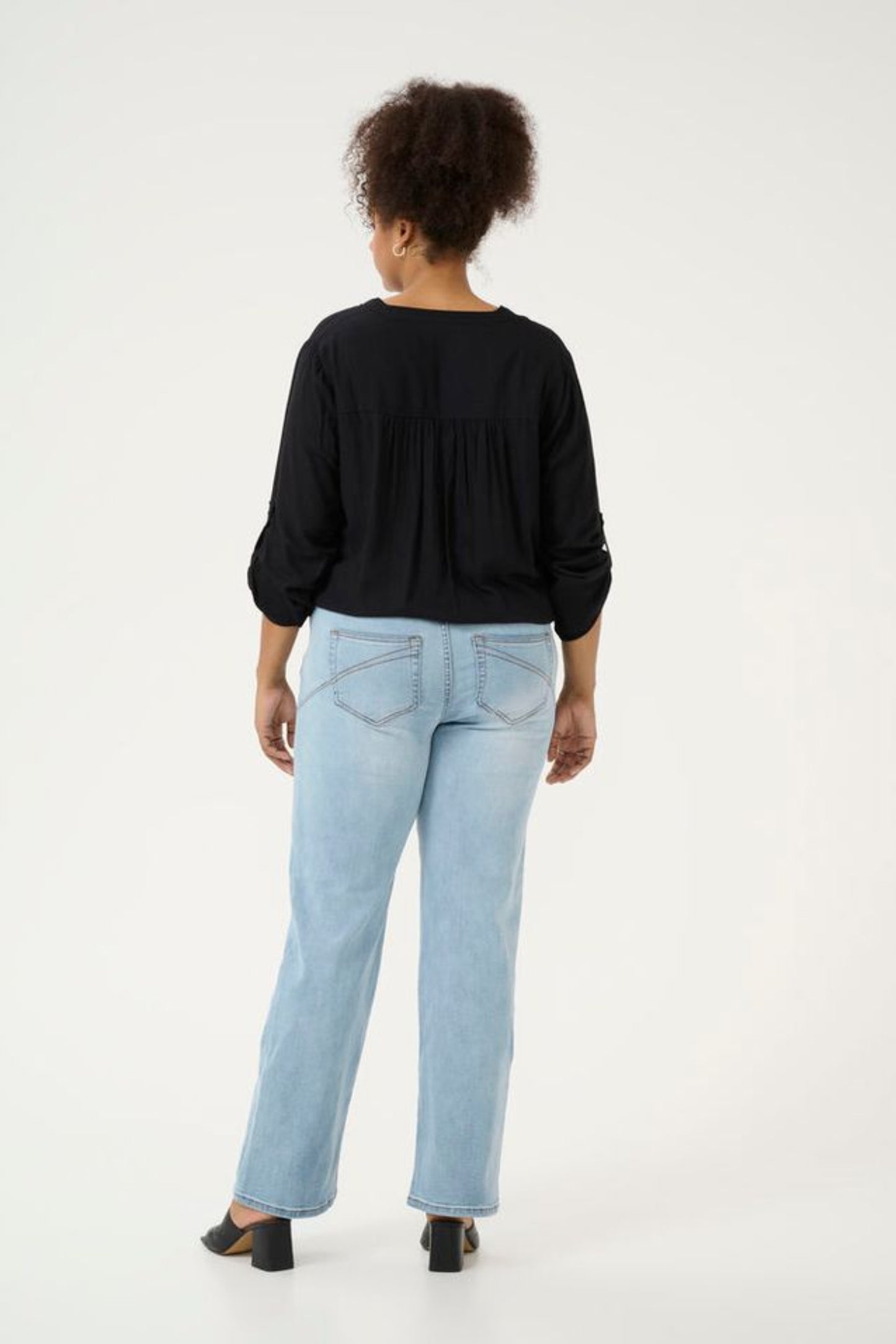 KCkanna Flora Flared Jeans