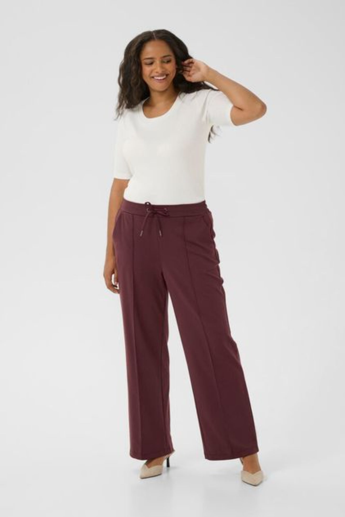 KCjenna Straight Pants