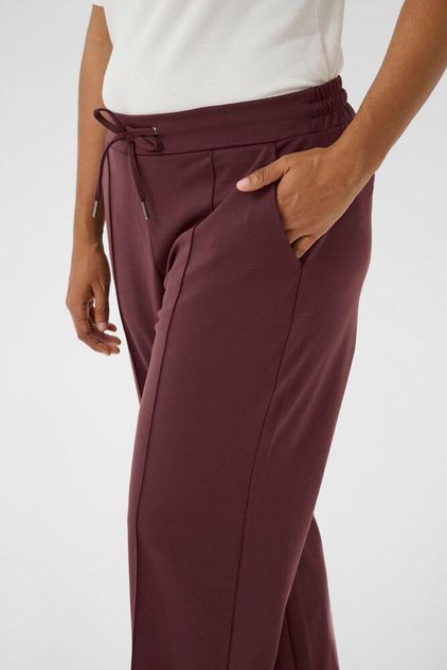KCjenna Straight Pants