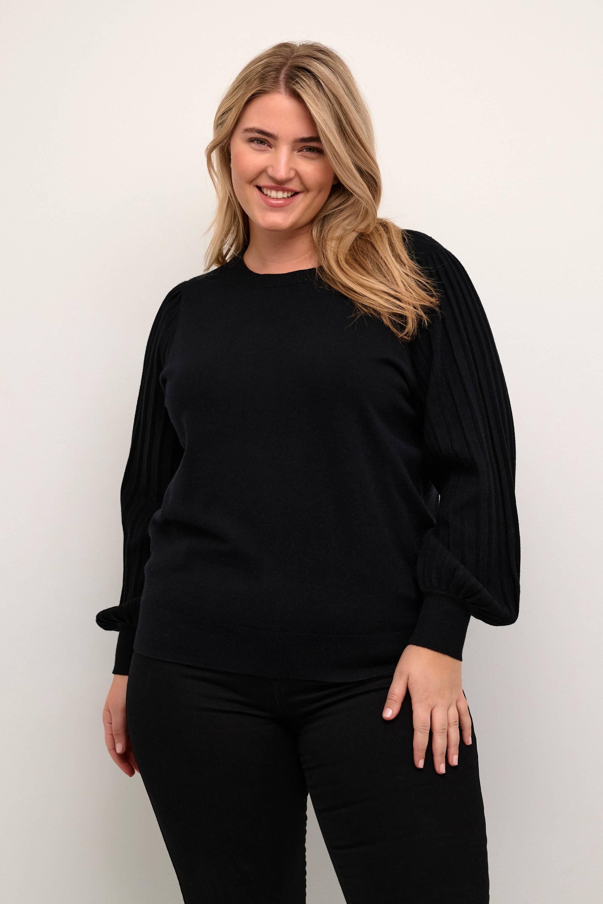 KCloni Knit Pullover