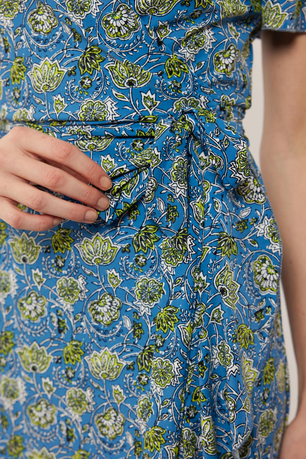 Anastasia Jurk Korenblauw