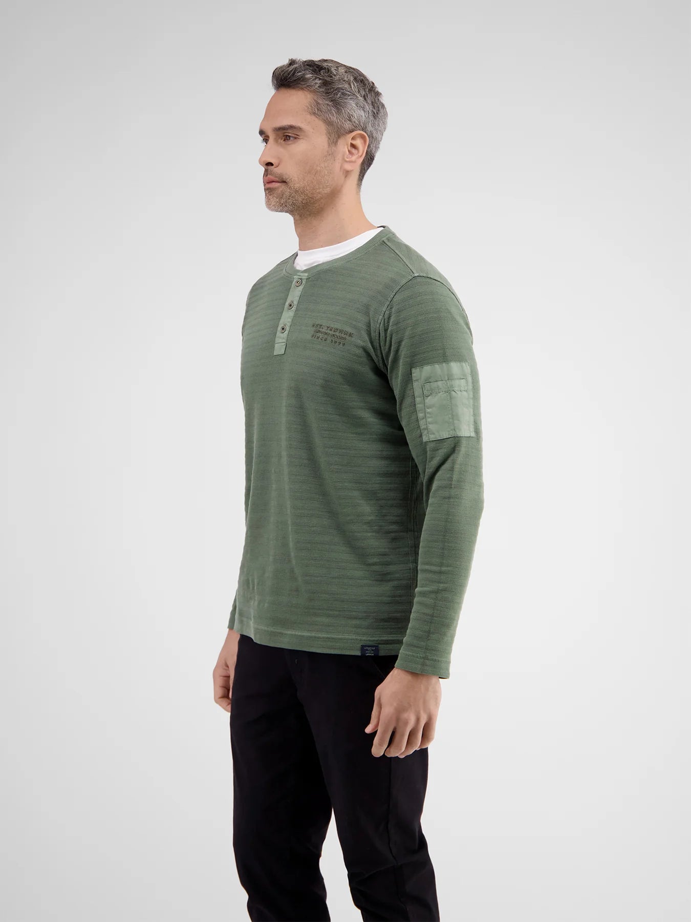 Regular fit T-shirt