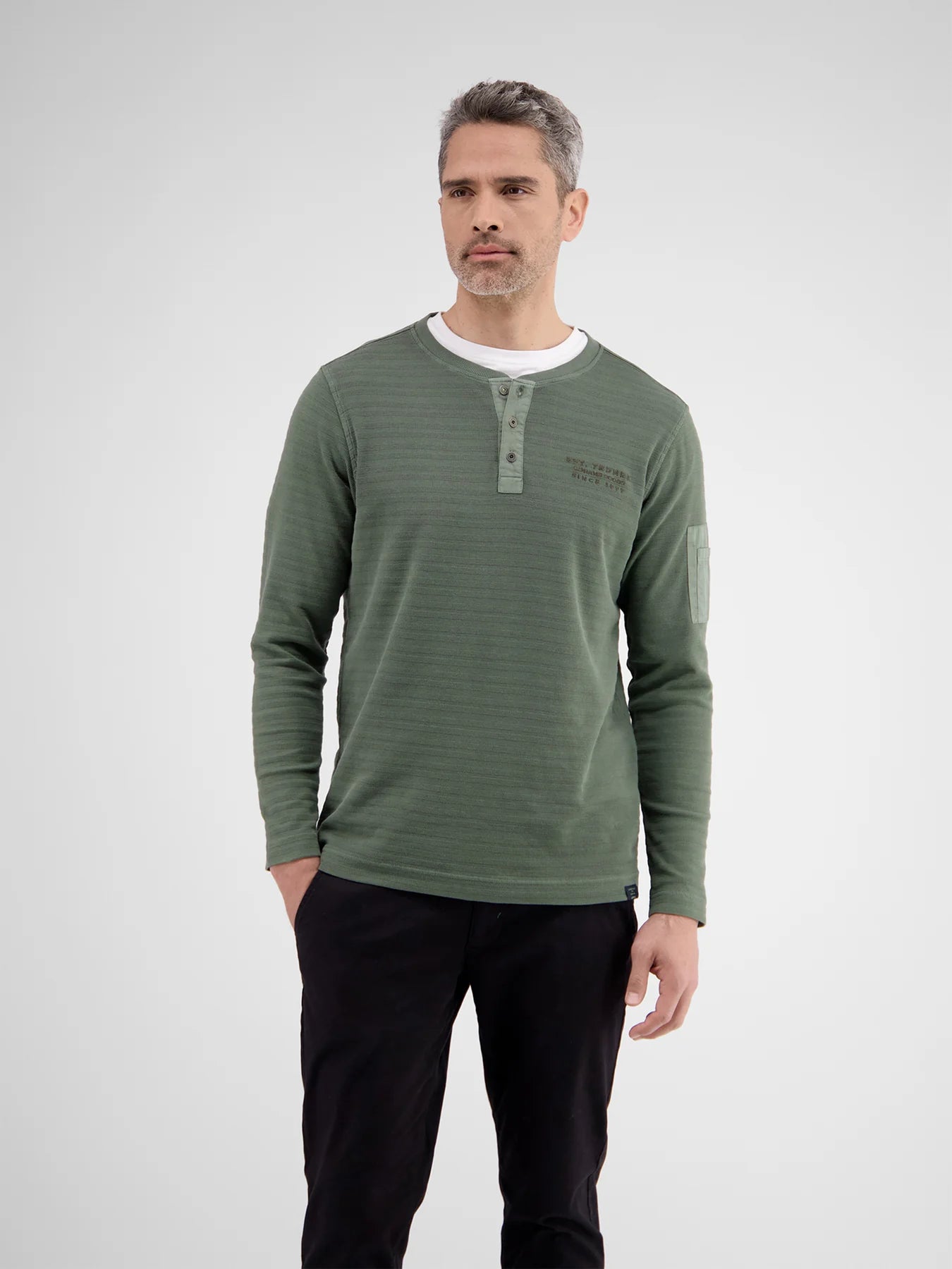 Regular fit T-shirt