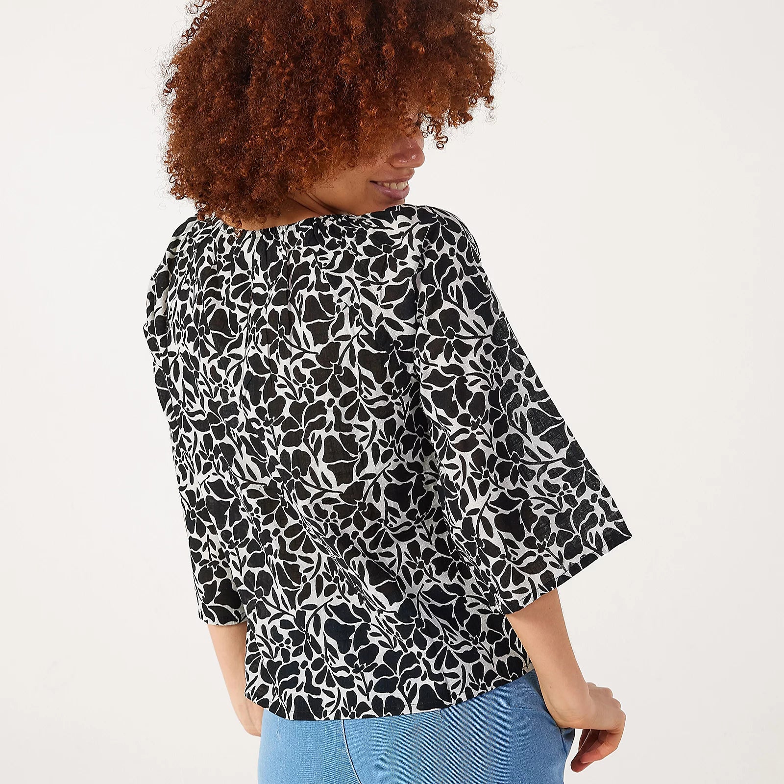JDYSAPNA 3/4 TASSEL TOP