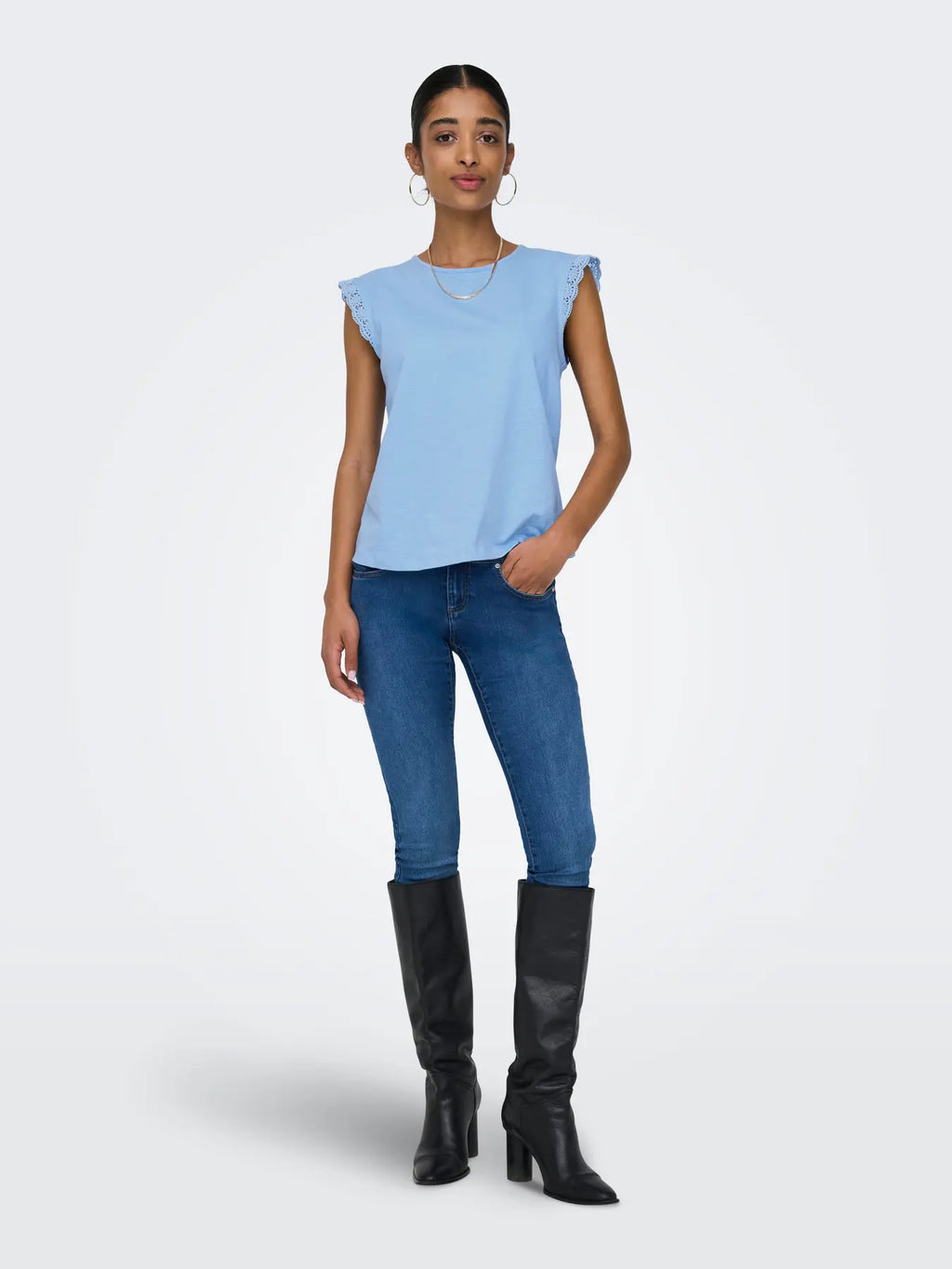 JDYSALVA LIFE S/L CROCHET TOP