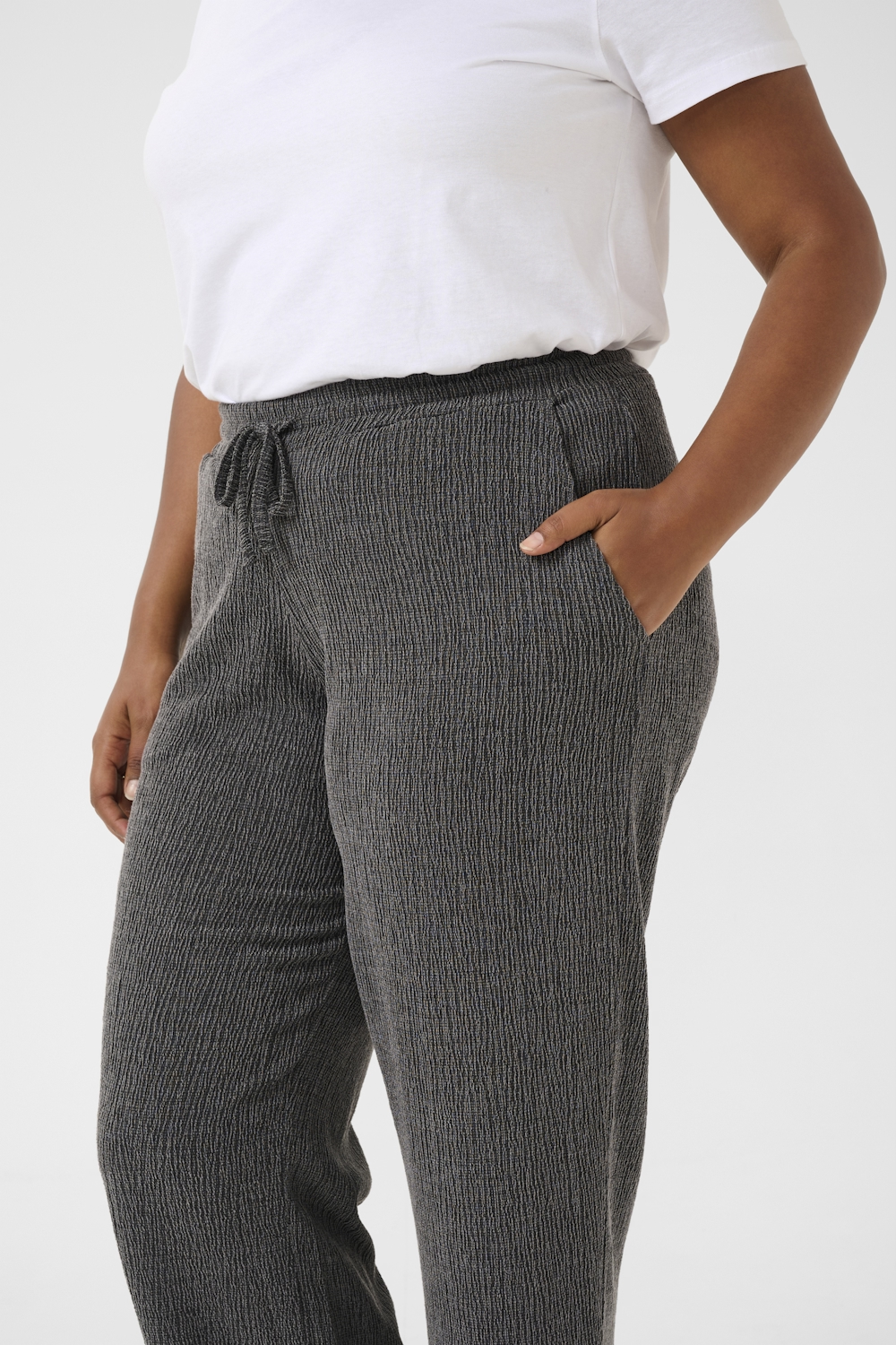 KColena Pants