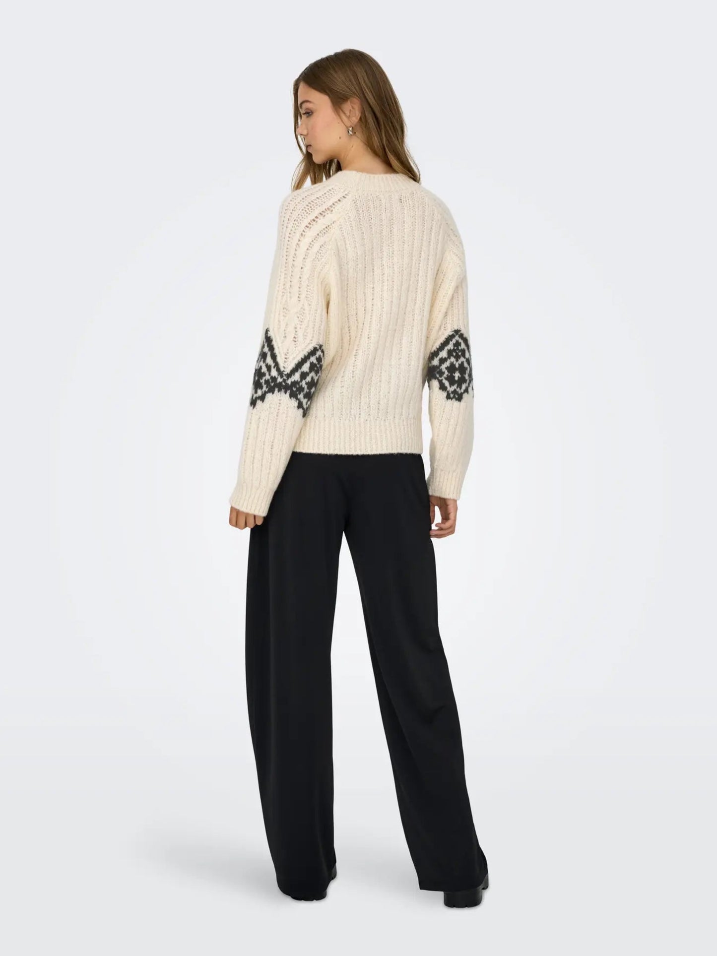 JDYNAOMI L/S RAGLAN JACQ CABLE PULL