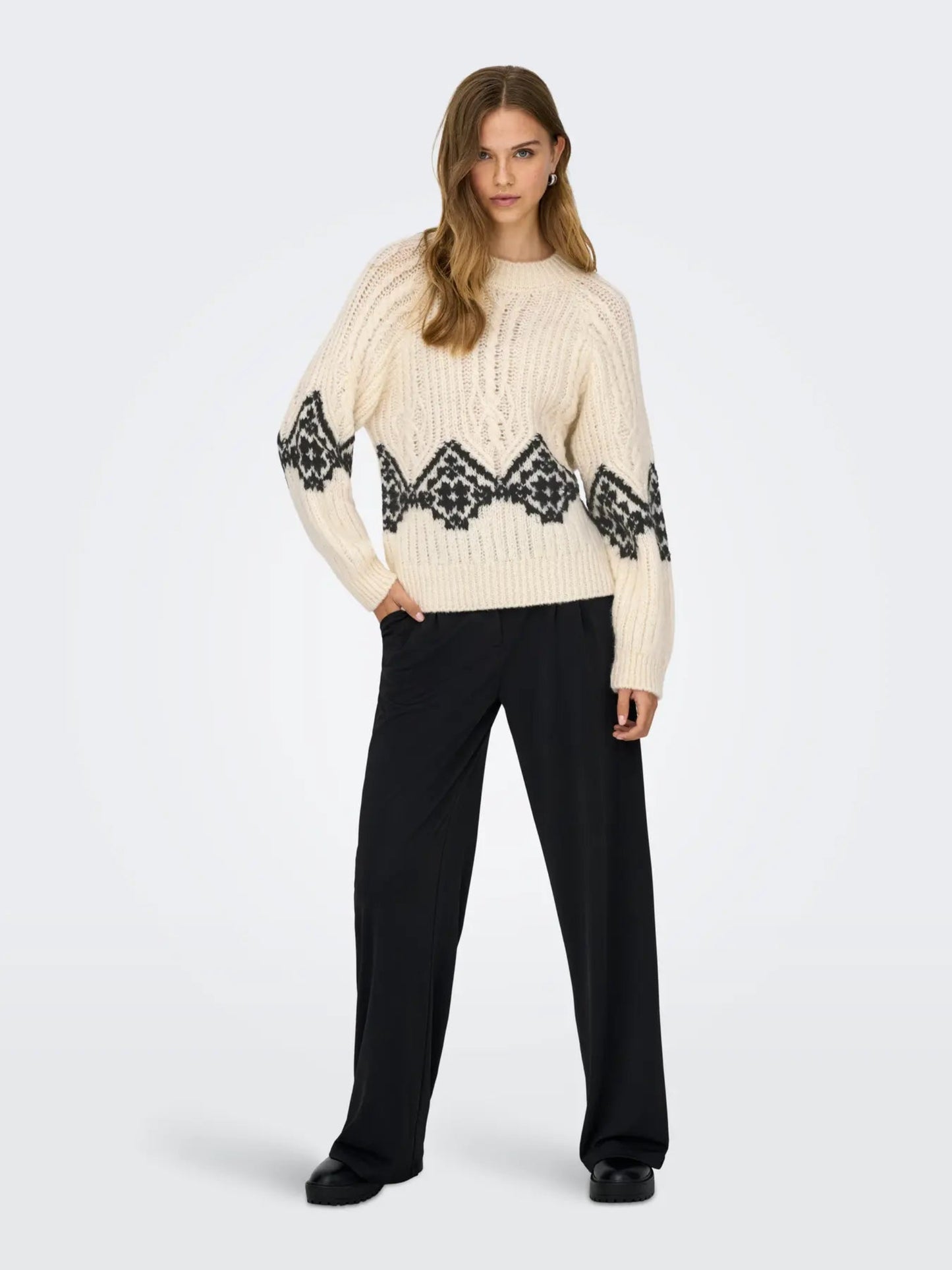 JDYNAOMI L/S RAGLAN JACQ CABLE PULL