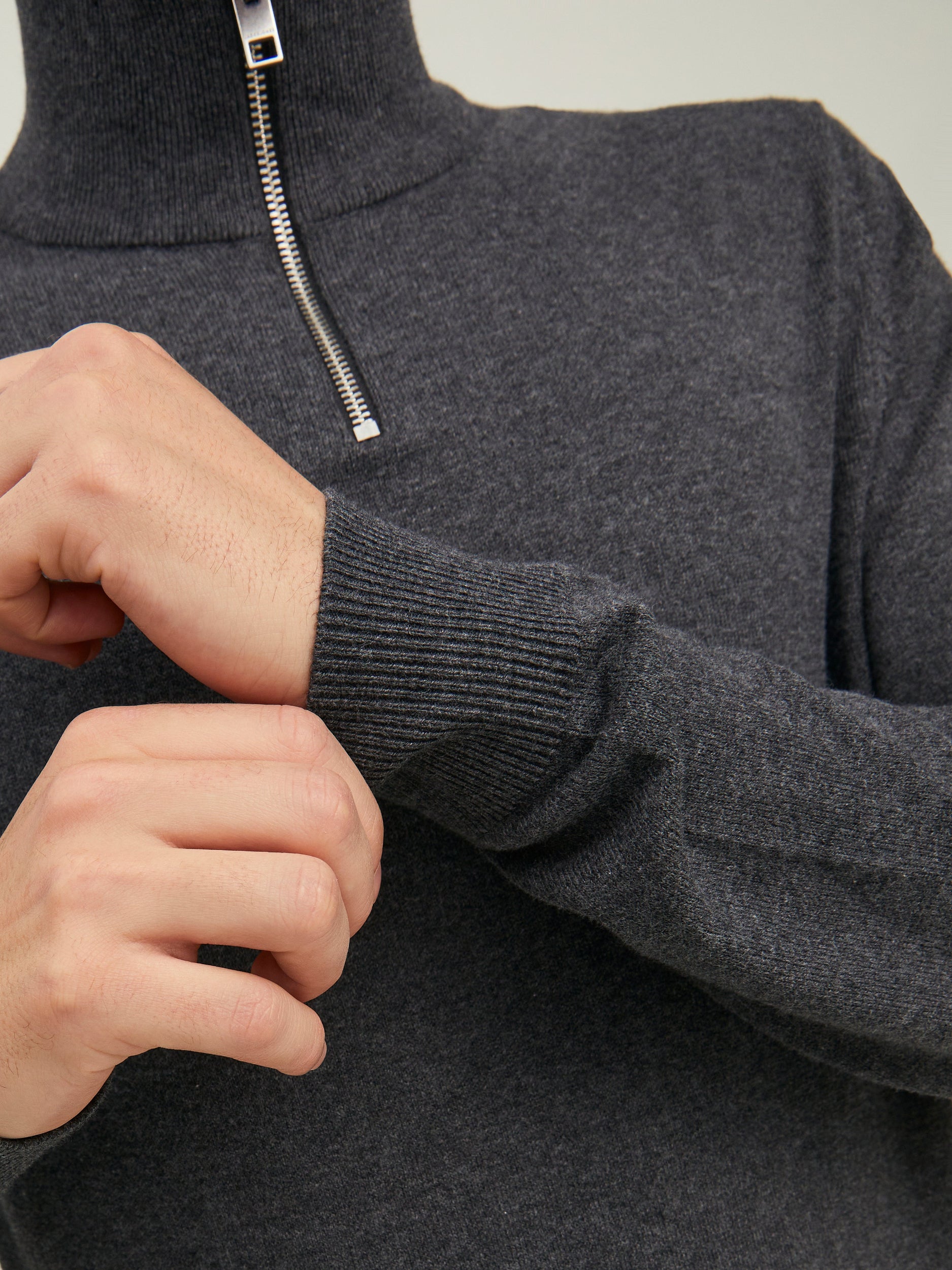 JJEEMIL KNIT HALF ZIP