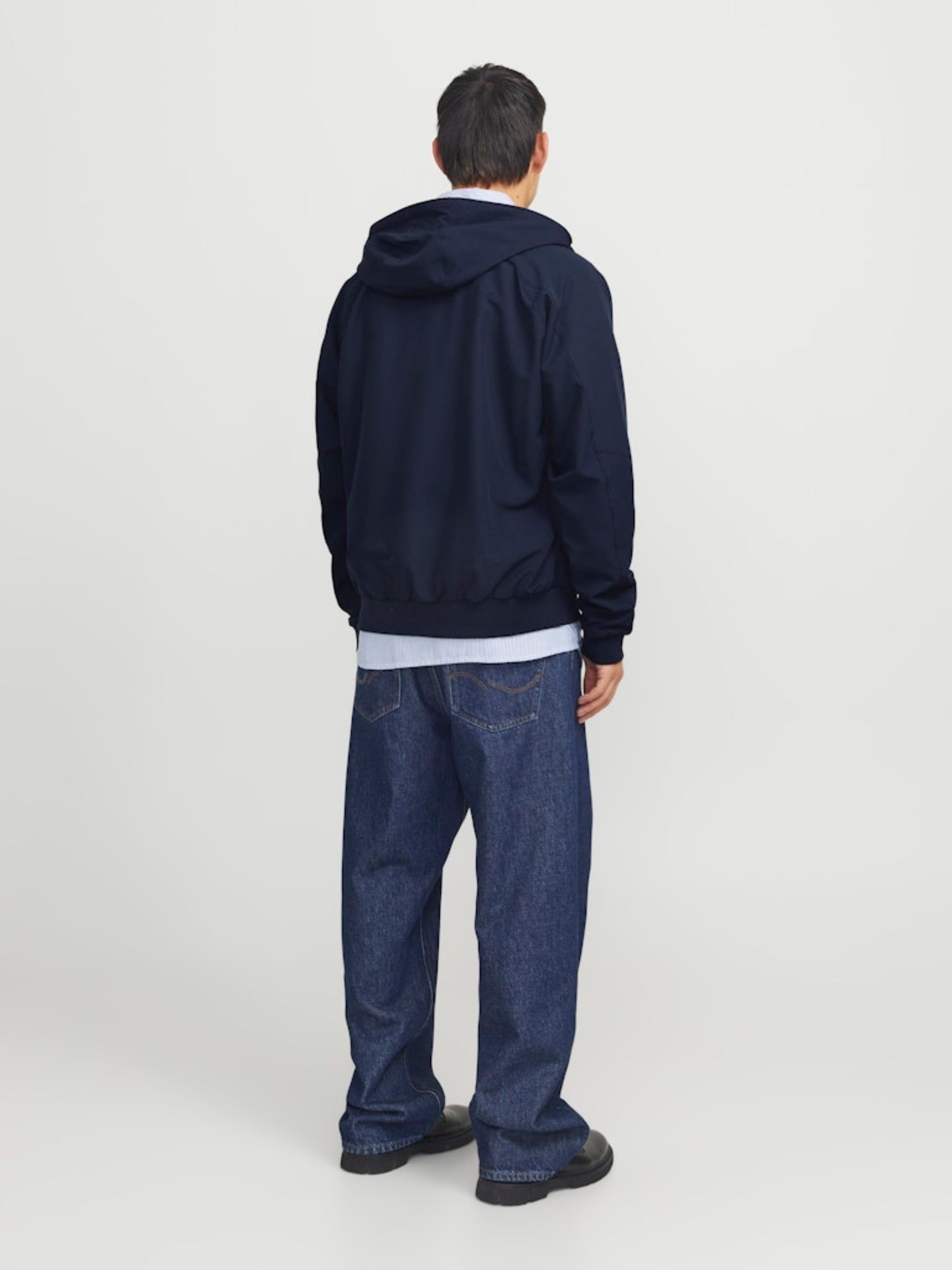 JJEJAXON BOMBER