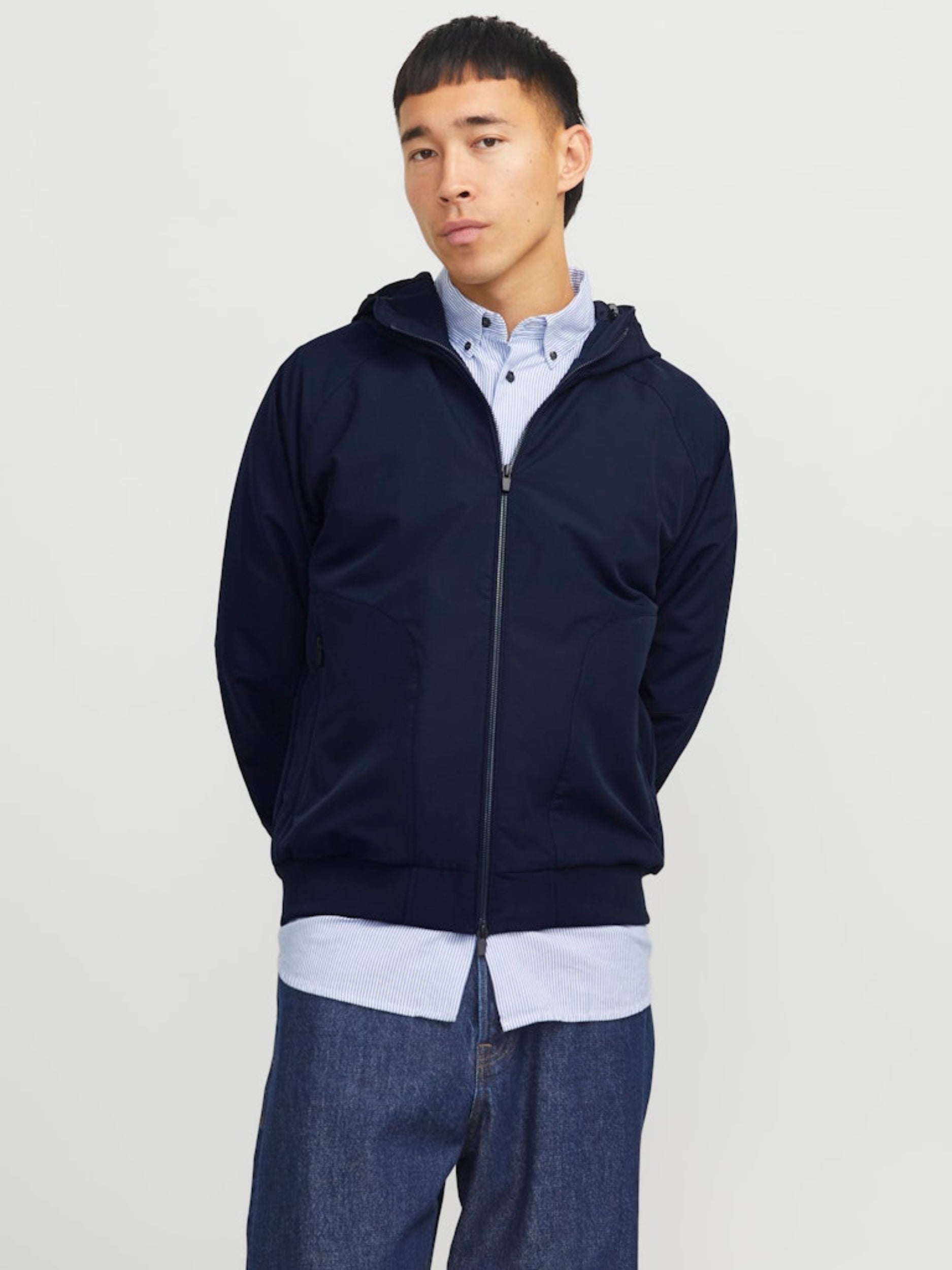 JJEJAXON BOMBER