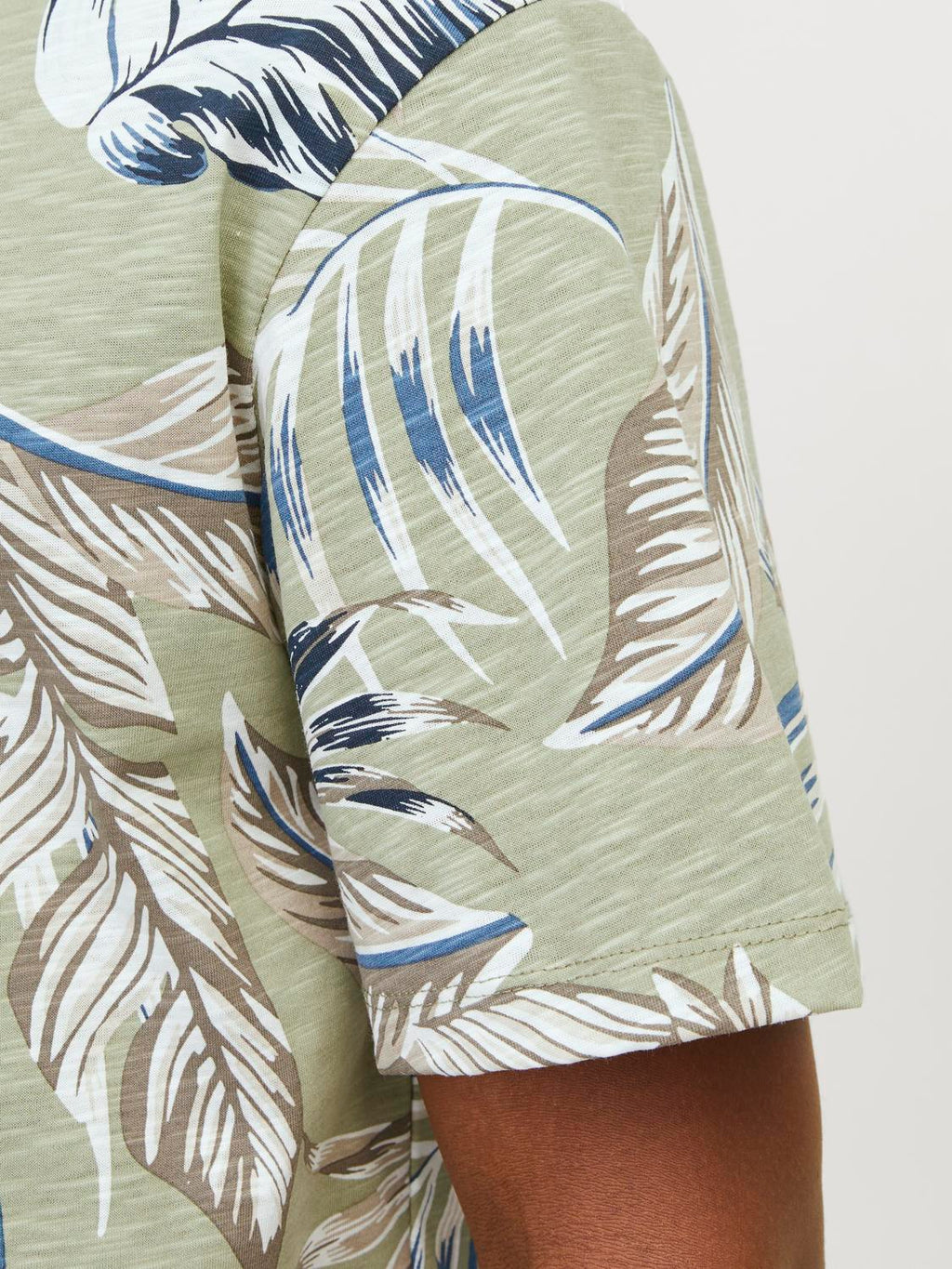 JJEJEFF AOP TEE SS SN