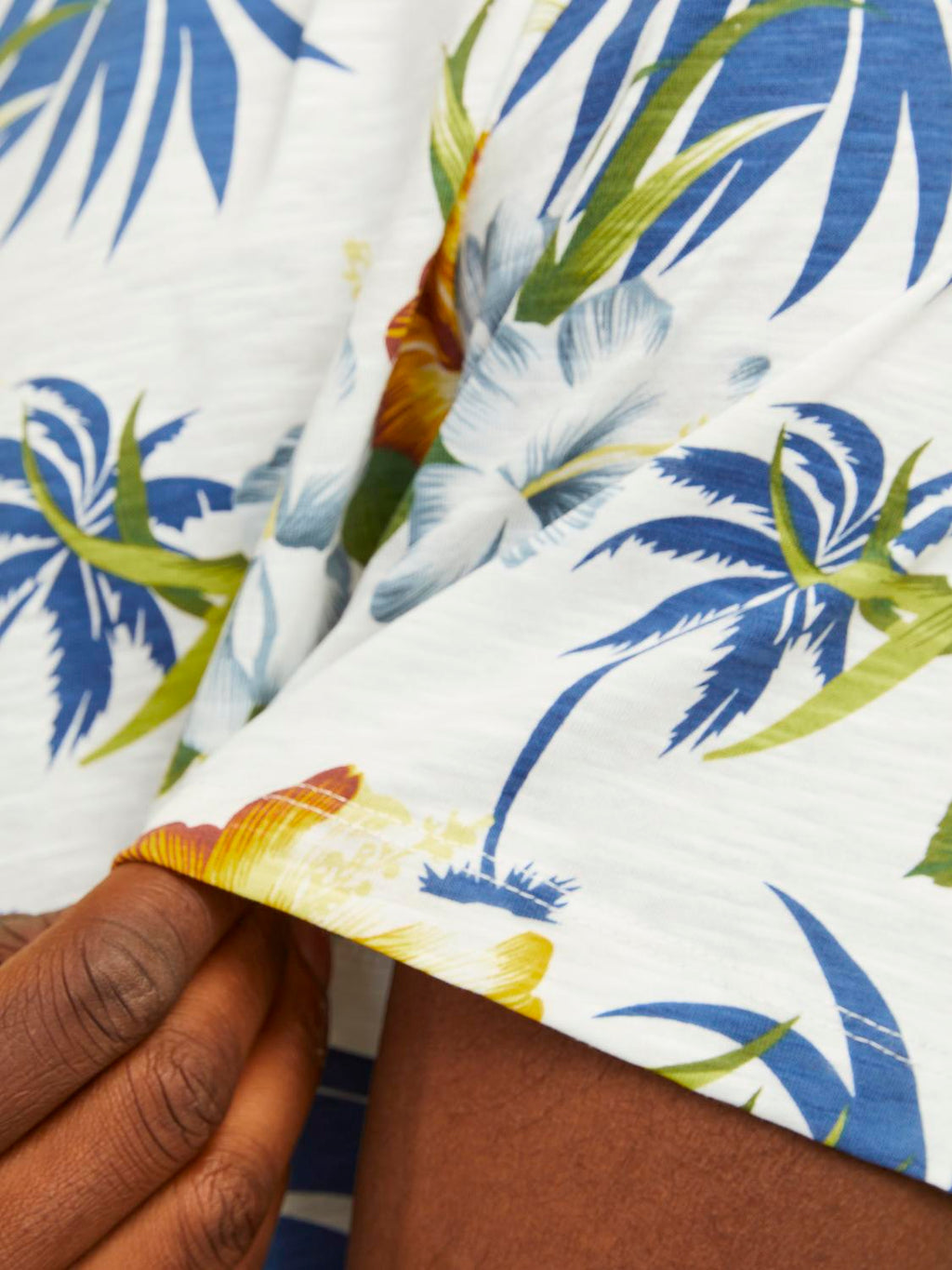 JJEJEFF AOP TEE SS SN