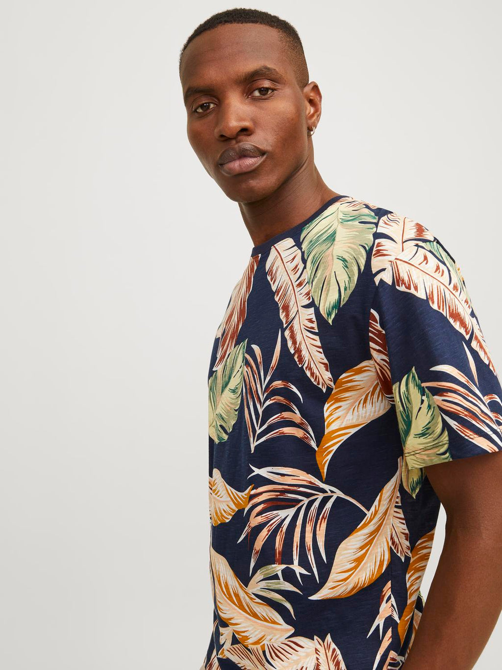 JJEJEFF AOP TEE SS SN