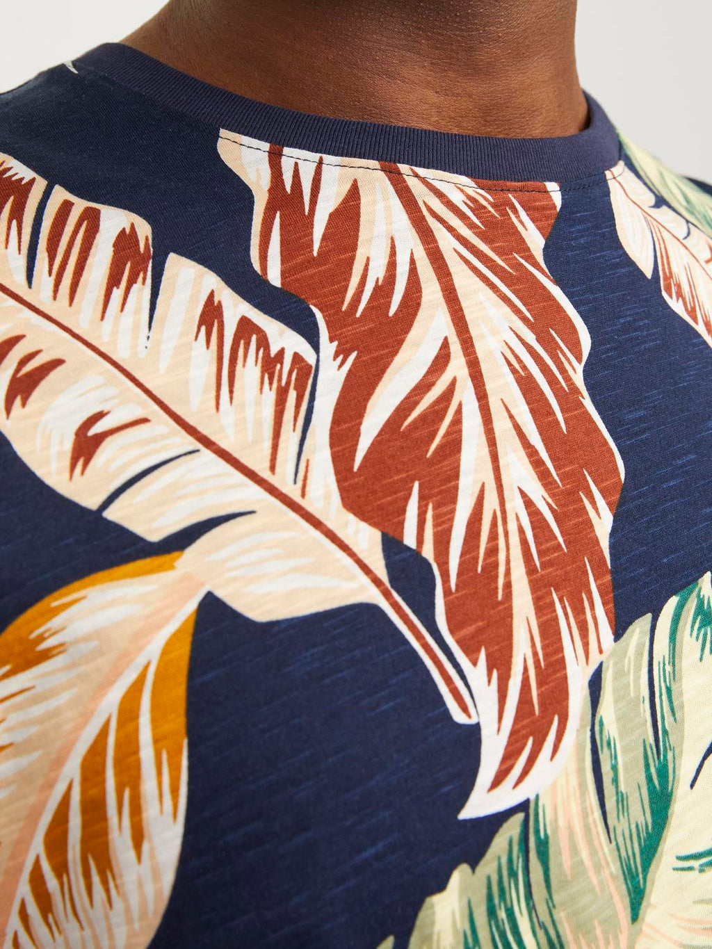 JJEJEFF AOP TEE SS SN