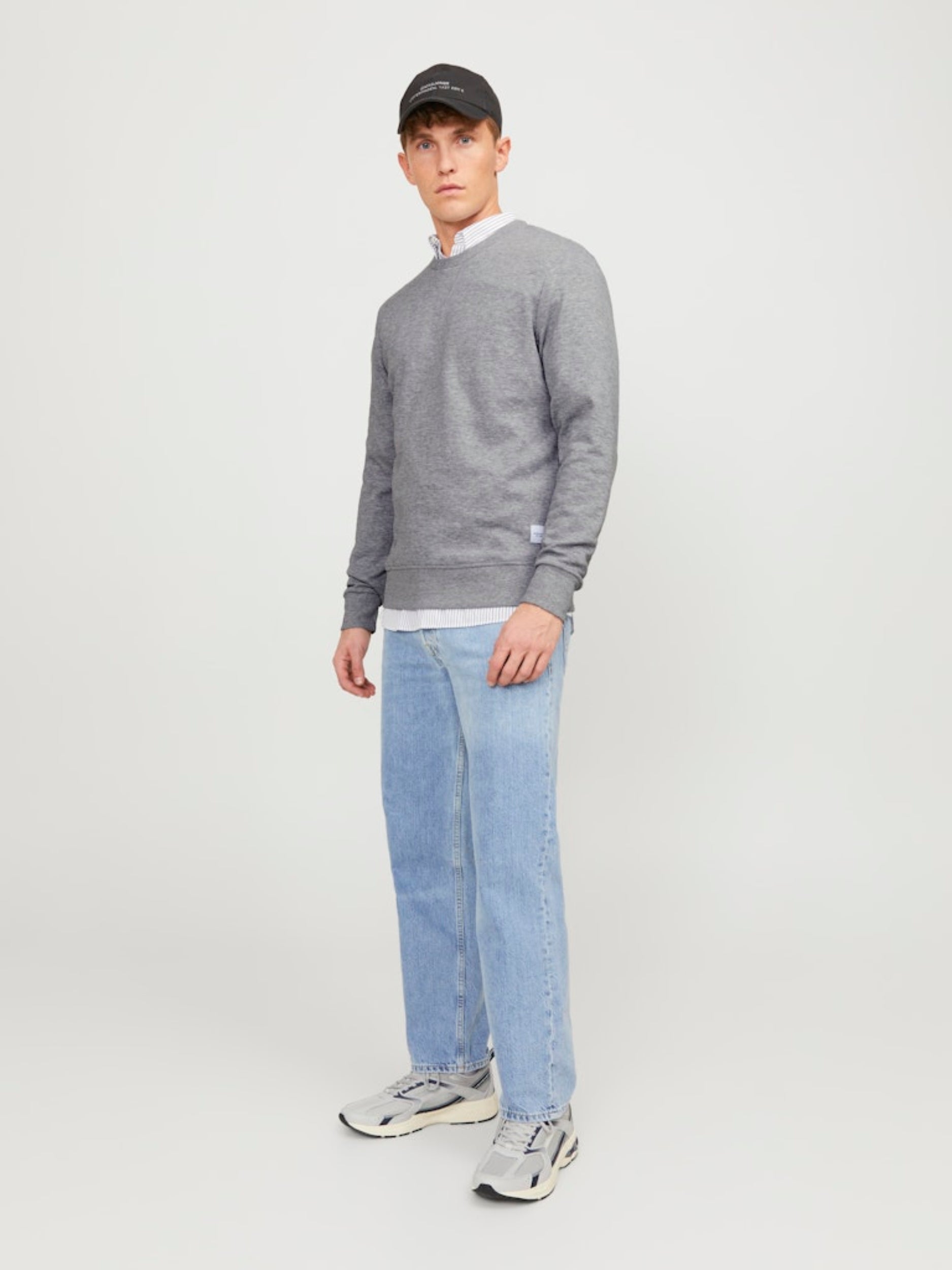 JJEBASIC SWEAT CREW NECK