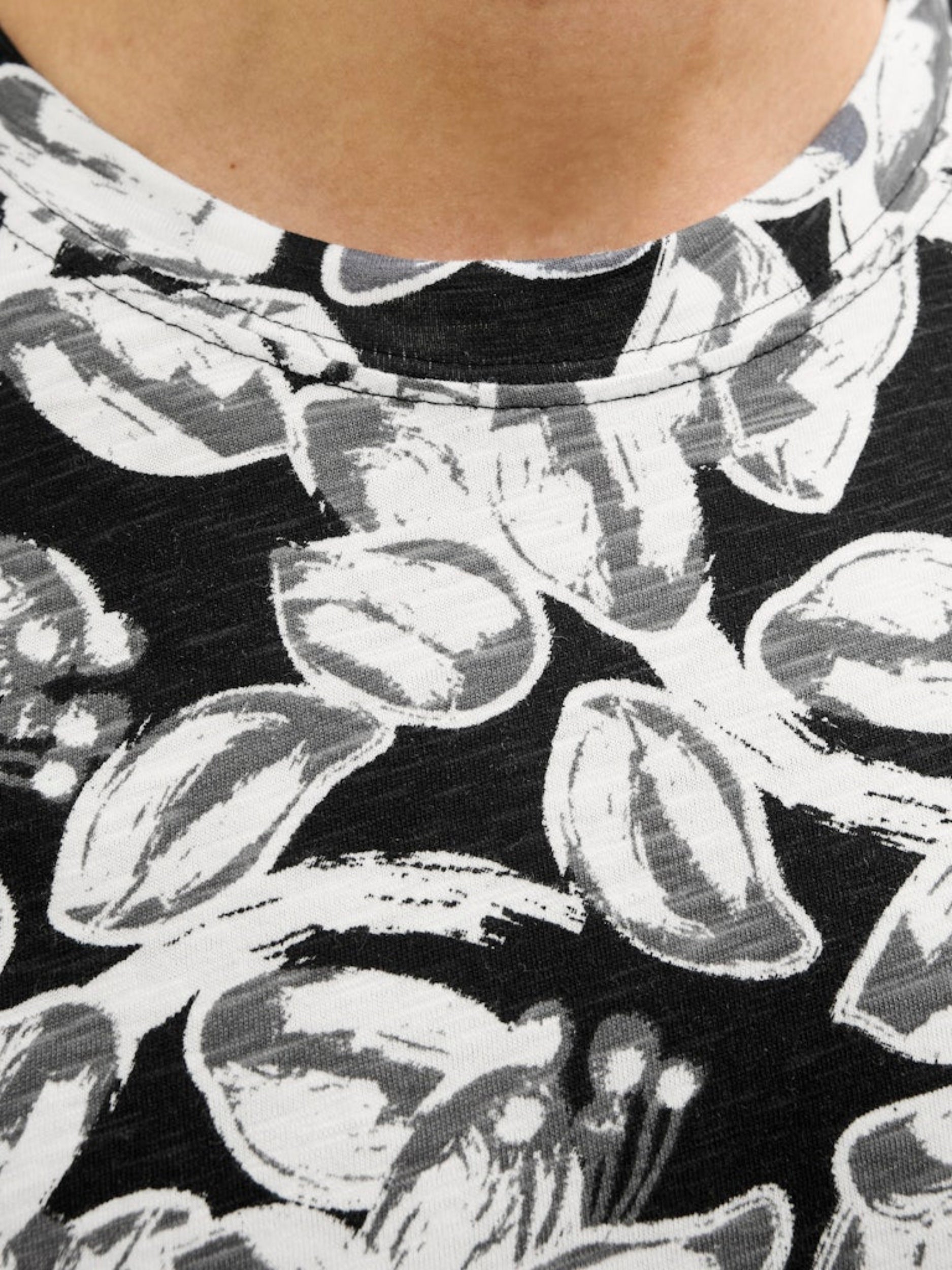 JORSPLIT AOP TEE