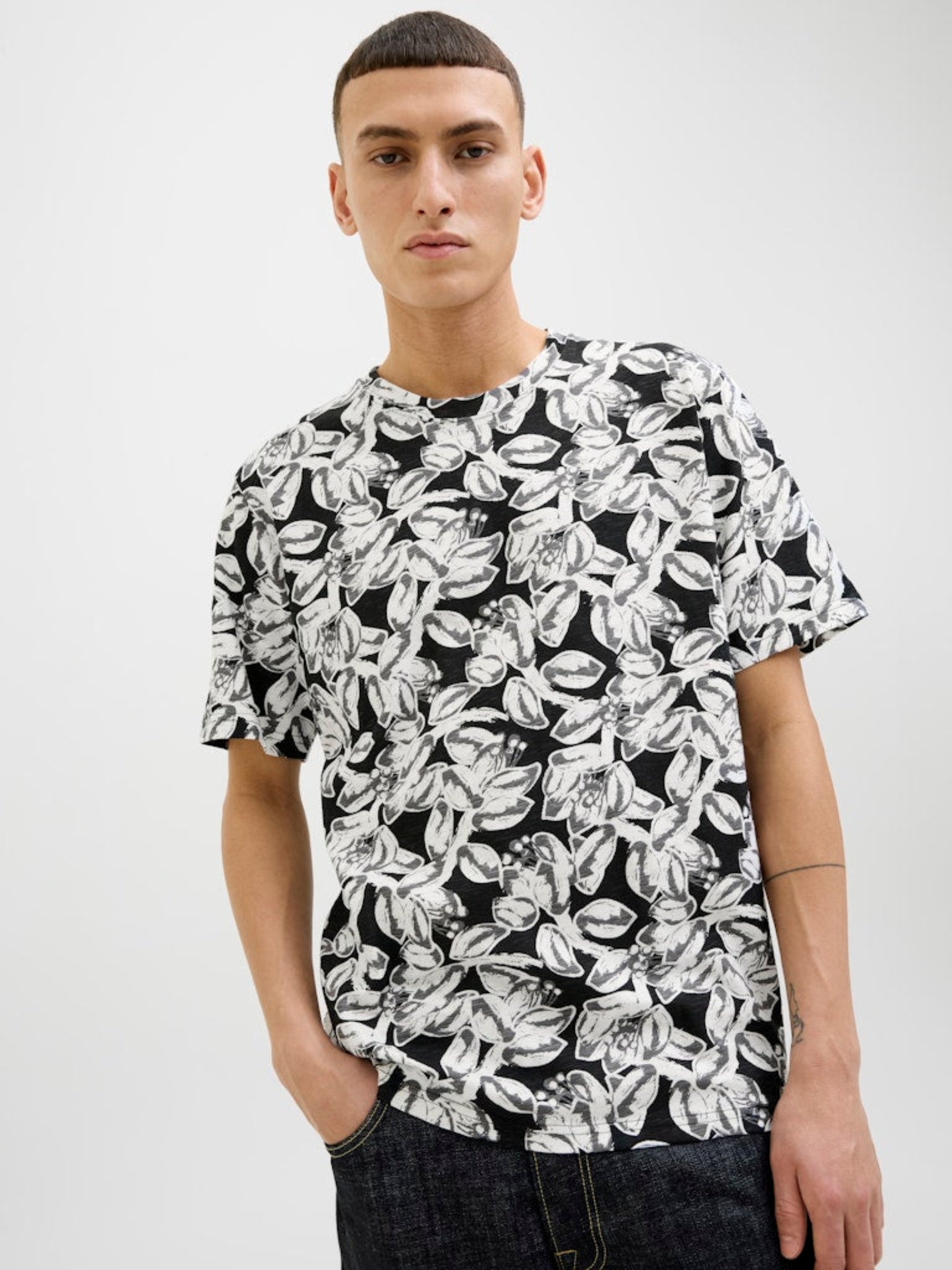 JORSPLIT AOP TEE