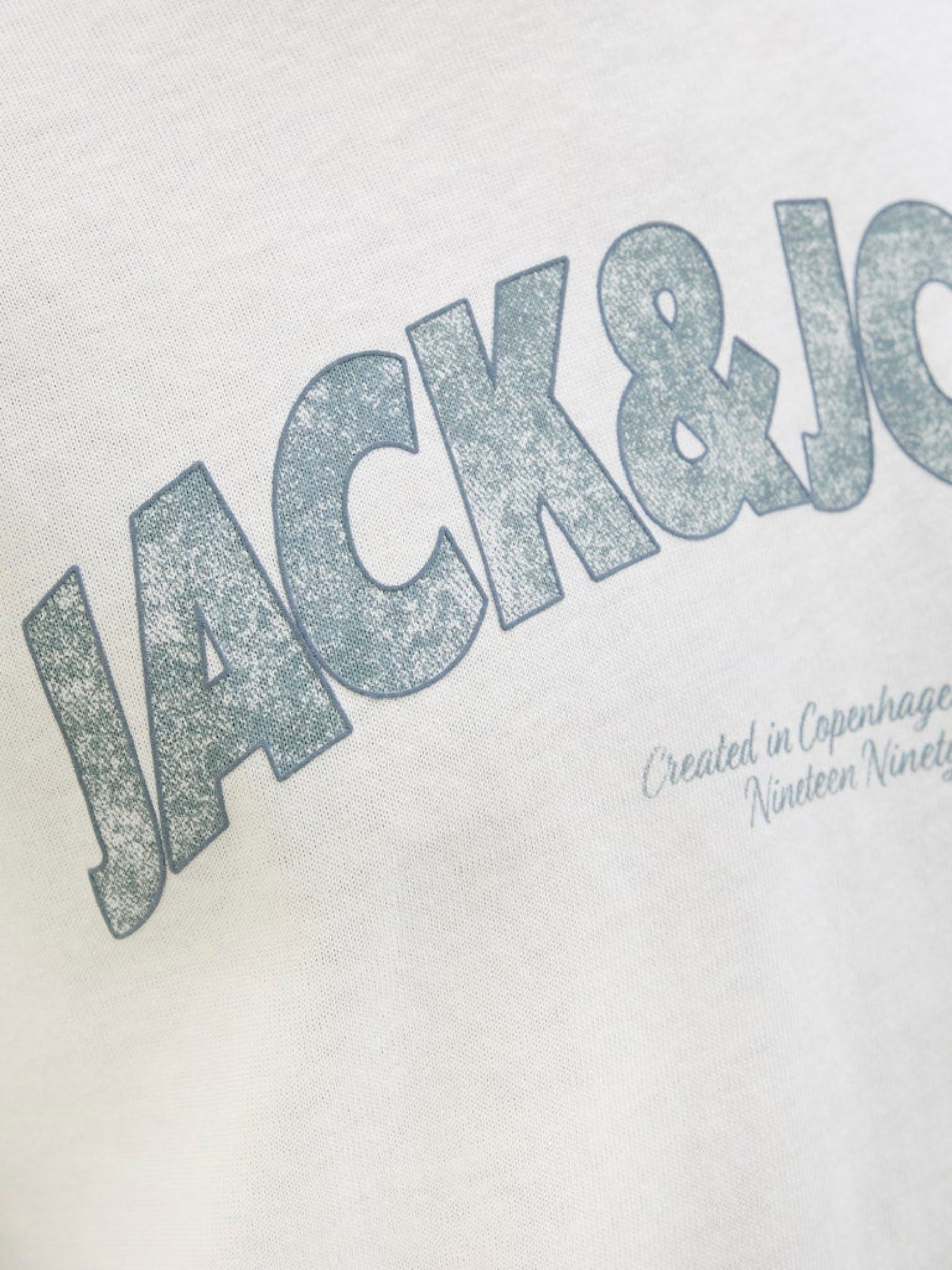 JORALMERIA BOLD BRANDING TEE