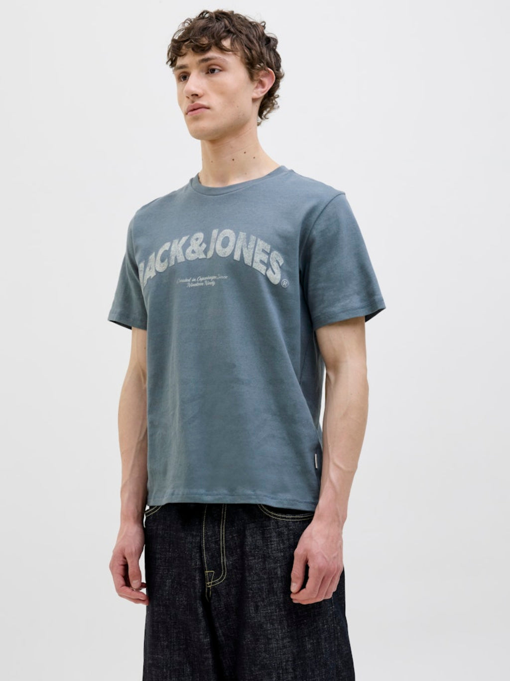 JORALMERIA BOLD BRANDING TEE