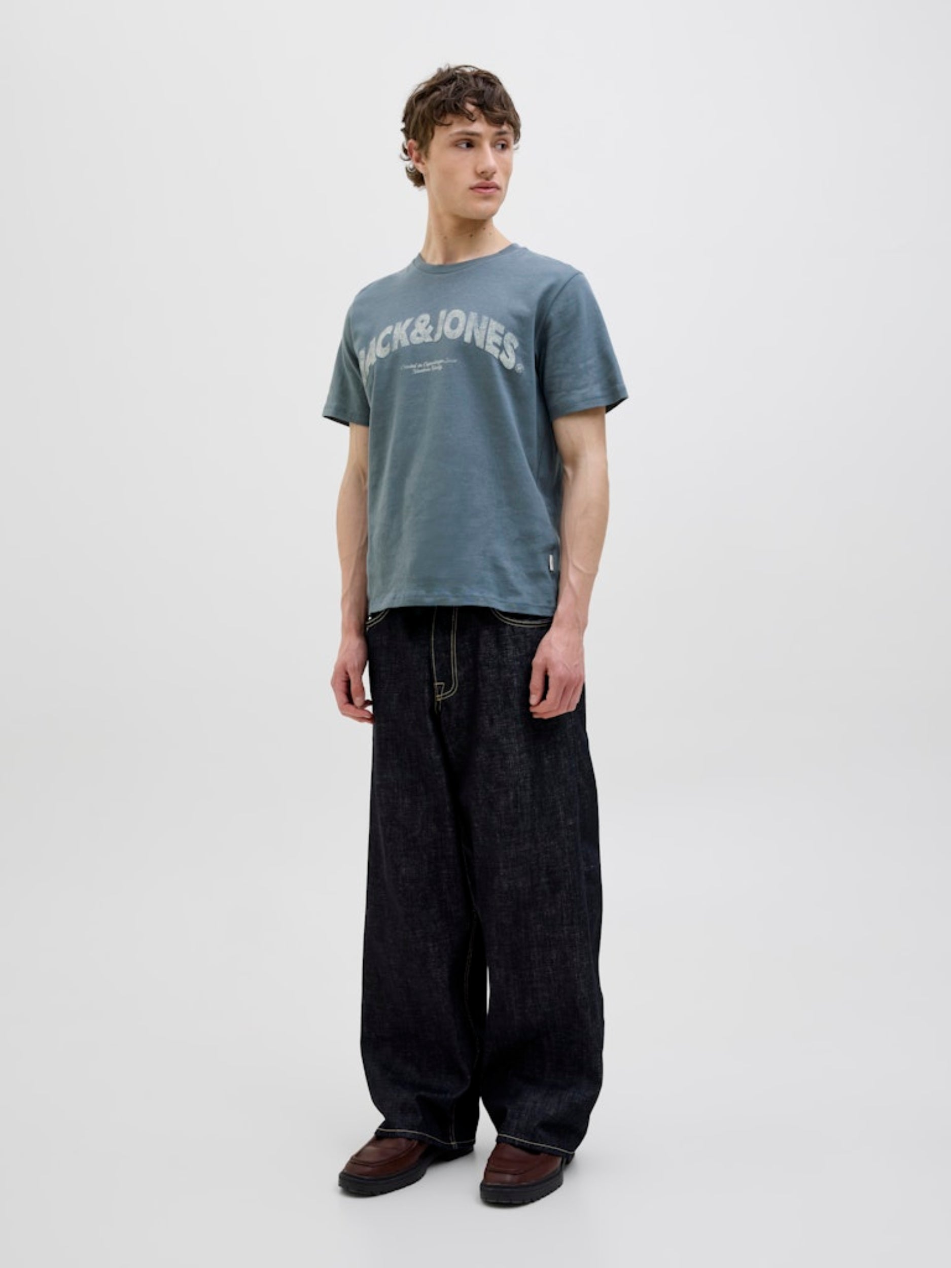 JORALMERIA BOLD BRANDING TEE