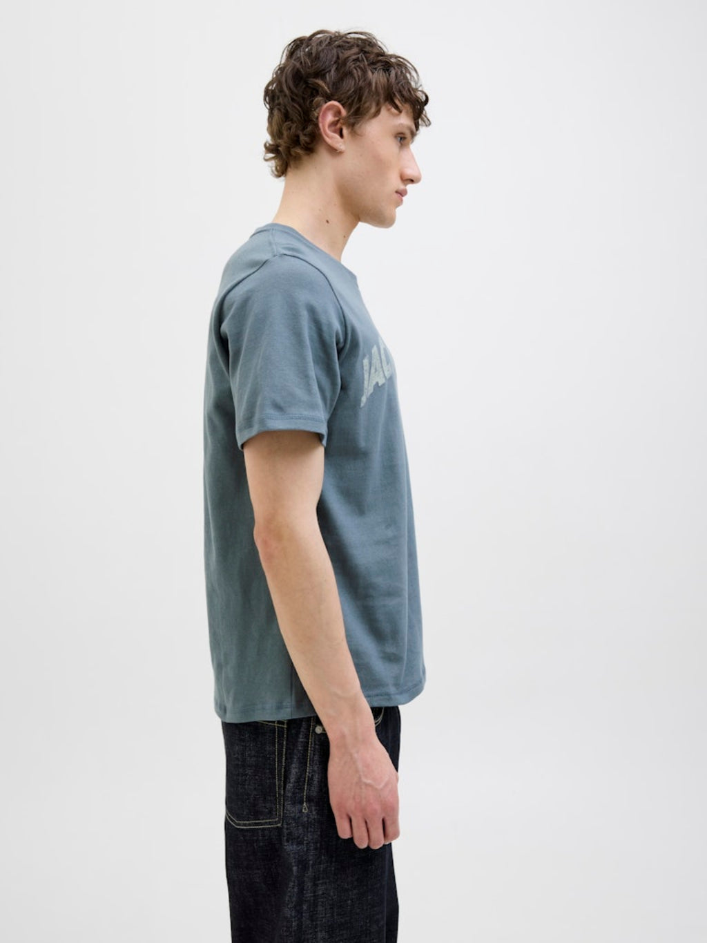 JORALMERIA BOLD BRANDING TEE