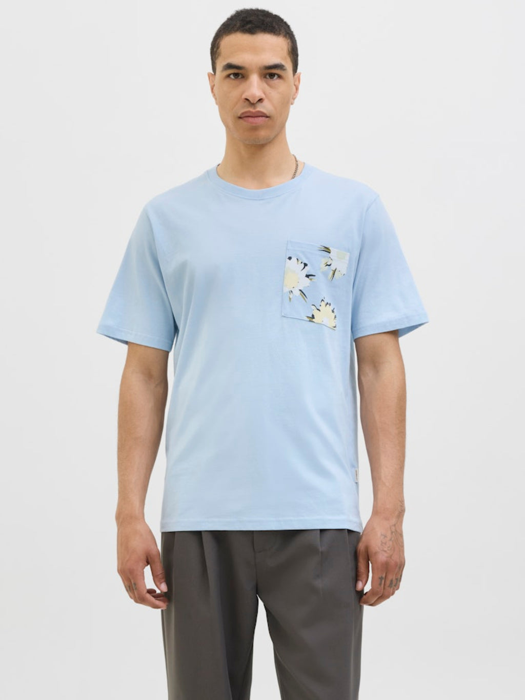 JORTAVIRA AOP POCKET TEE