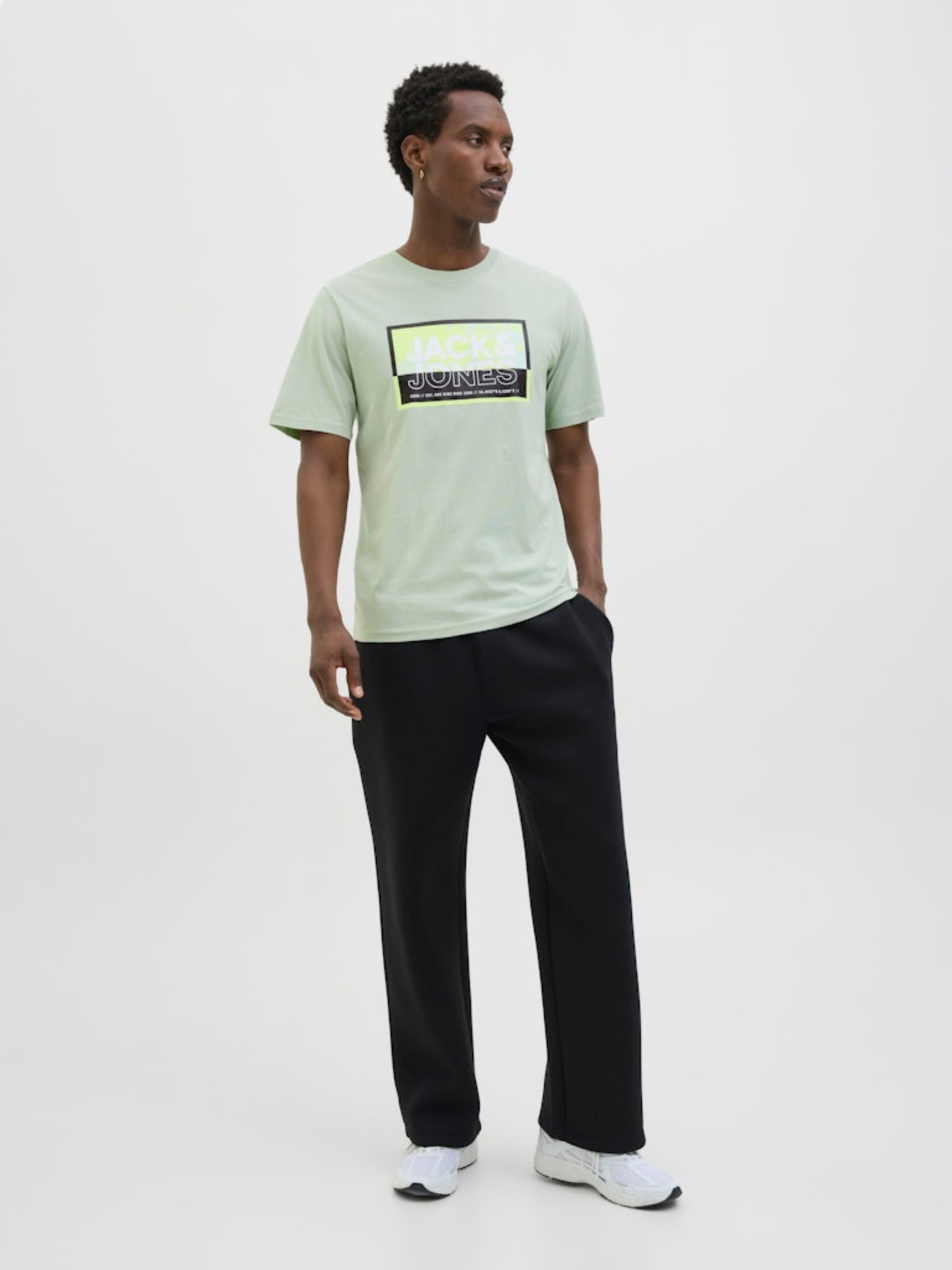 JCOLOGAN SUMMER PRINT TEE