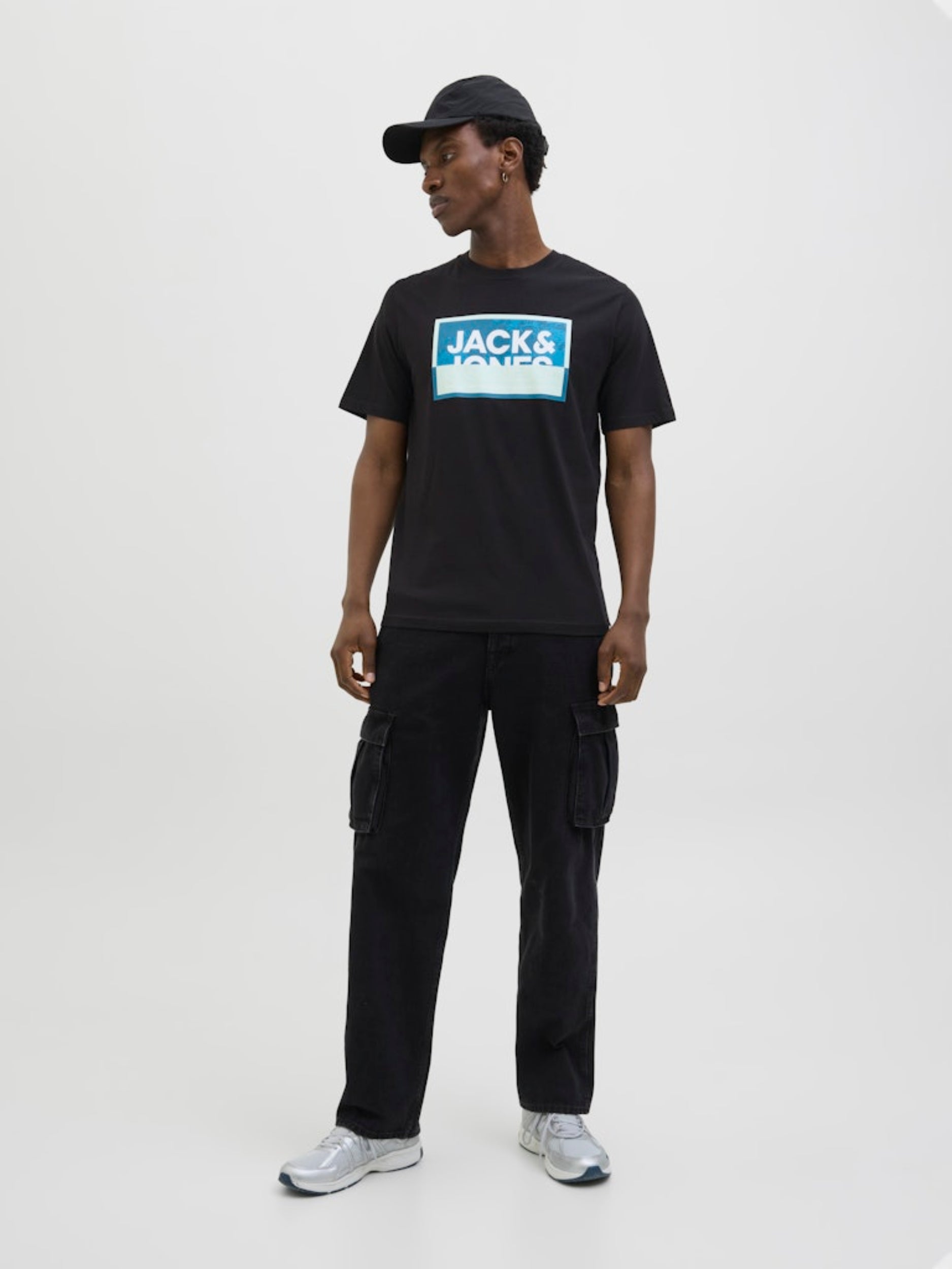 JCOLOGAN SUMMER PRINT TEE