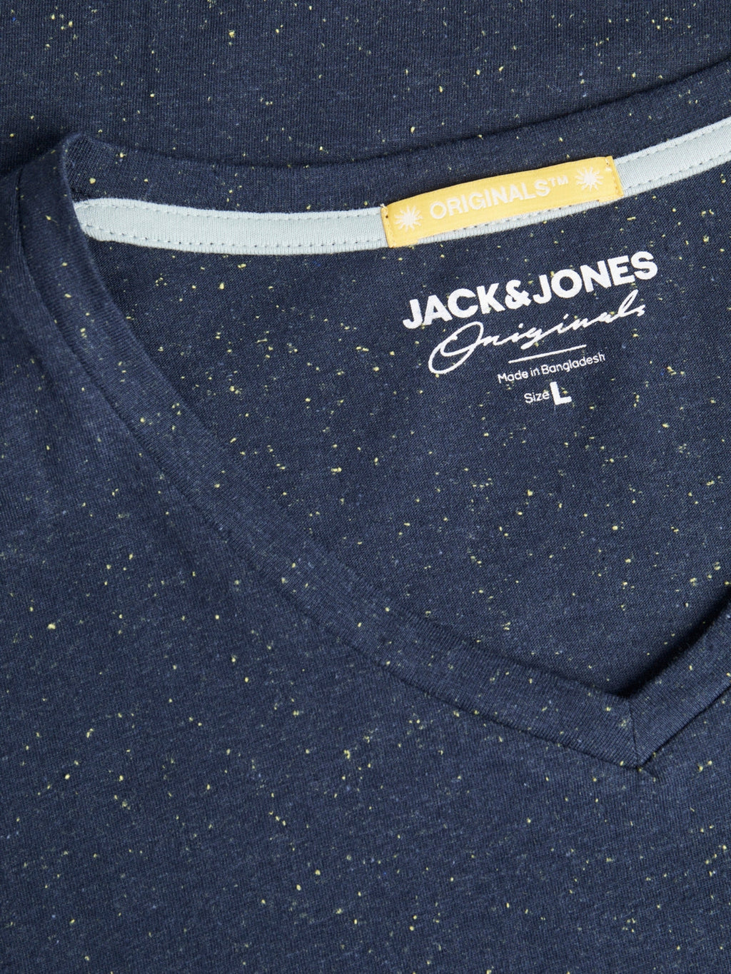 JORPALM EMB TEE SS V-NECK