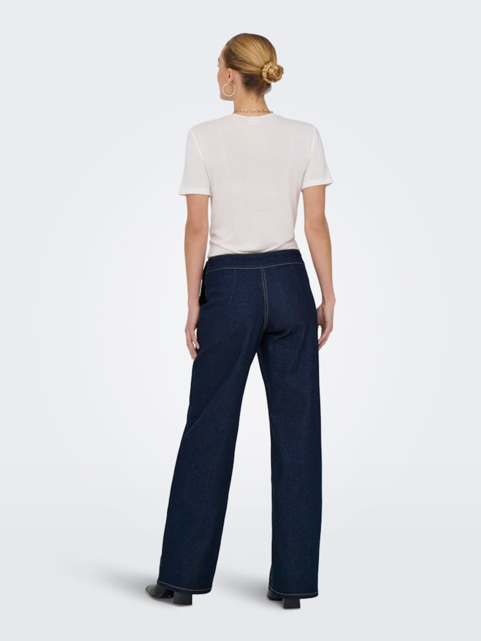JDYLIZZIE MIDWAIST BUTTON WIDE JEANS