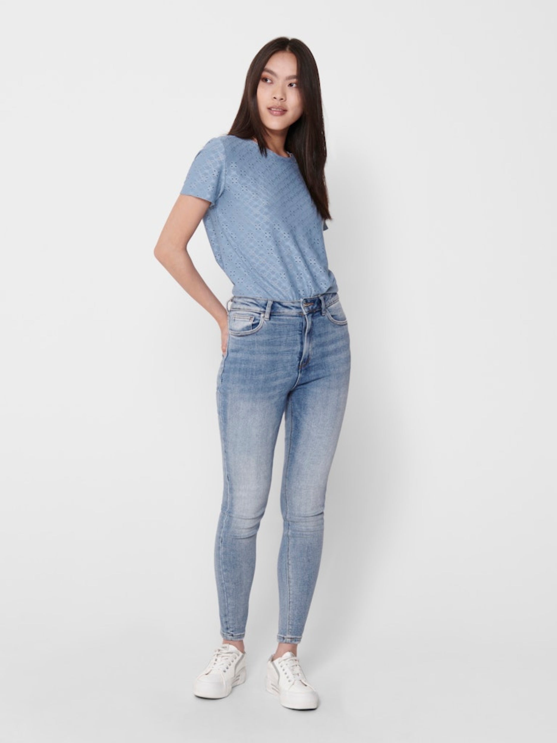 JDYCATHINKA S/S TAG TOP