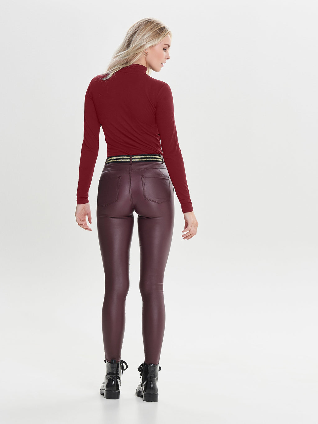 JDYAVA NEW TURTLENECK TOP