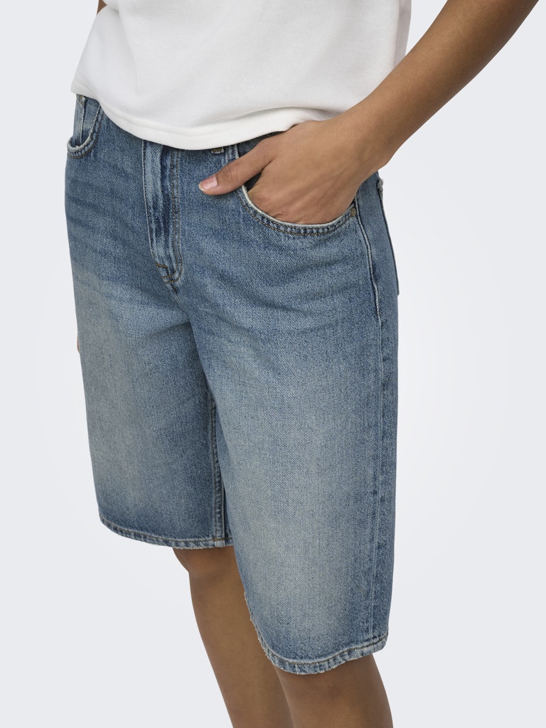 JDYLINA MW BERMUDA SHORTS