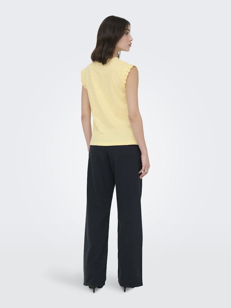 JDYSALVA LIFE S/L CROCHET TOP