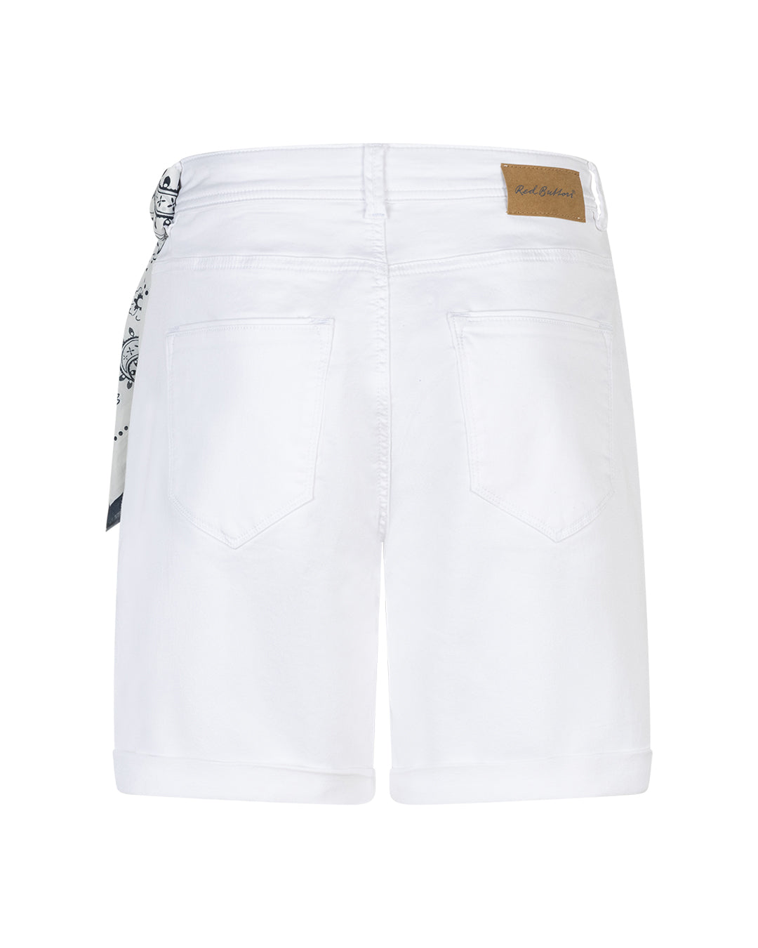 Relax Short Jog Colour White & Scarf