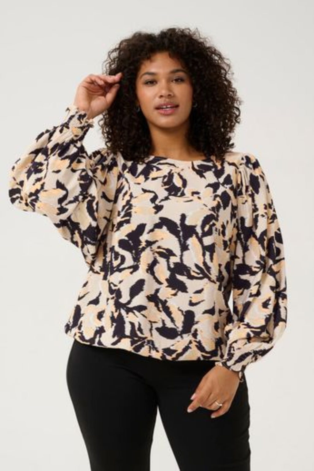 KCpaca blouse