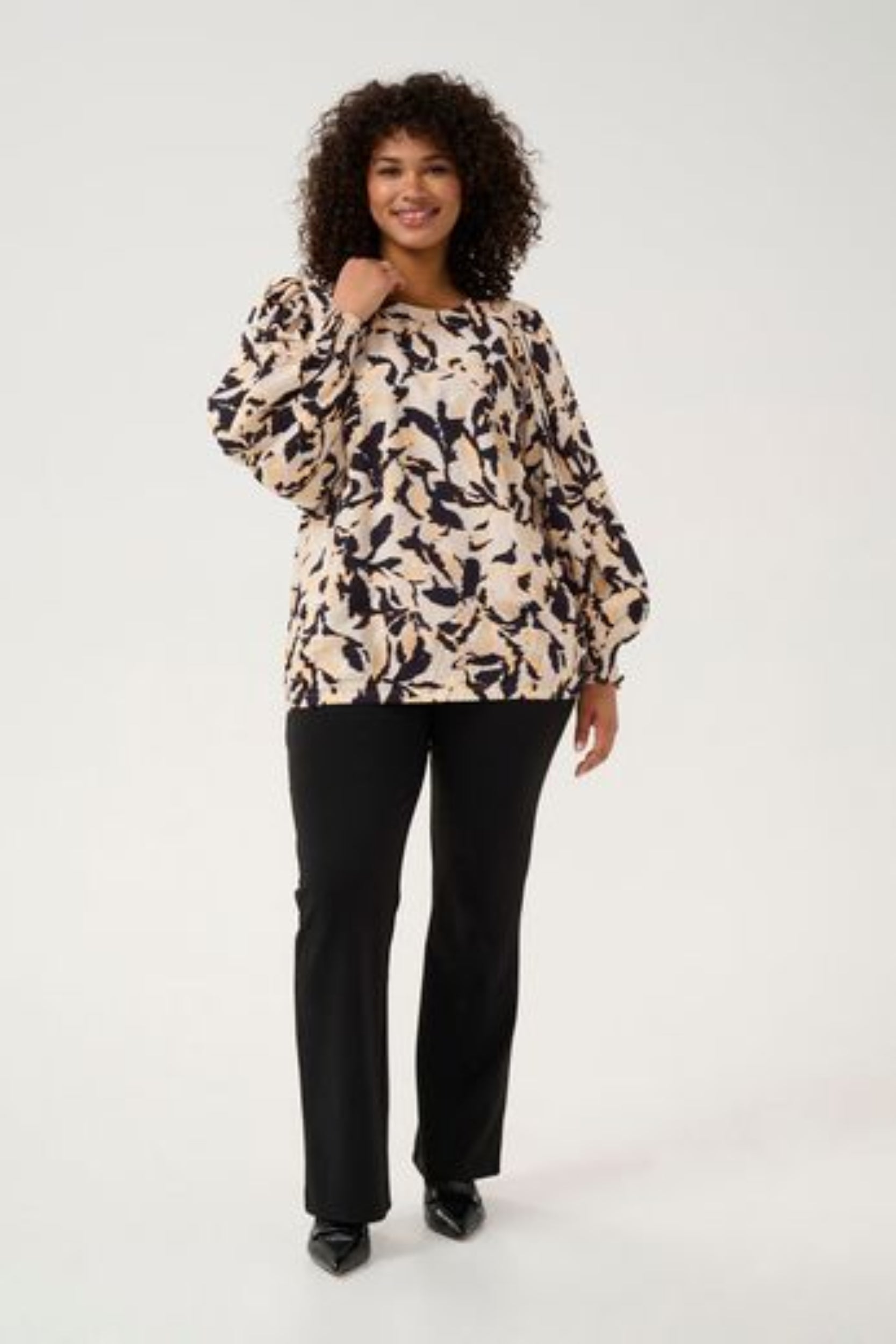 KCpaca blouse