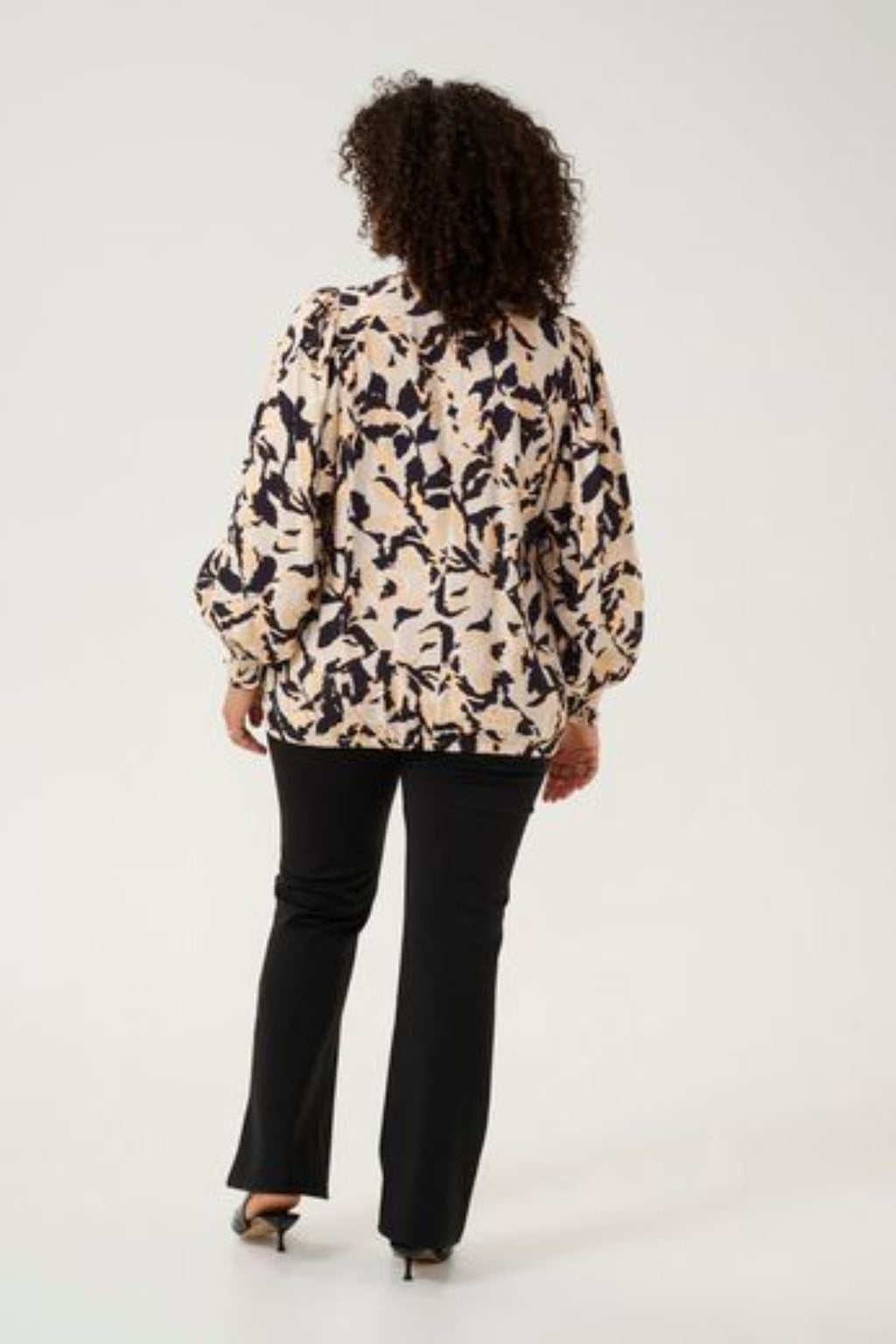 KCpaca blouse