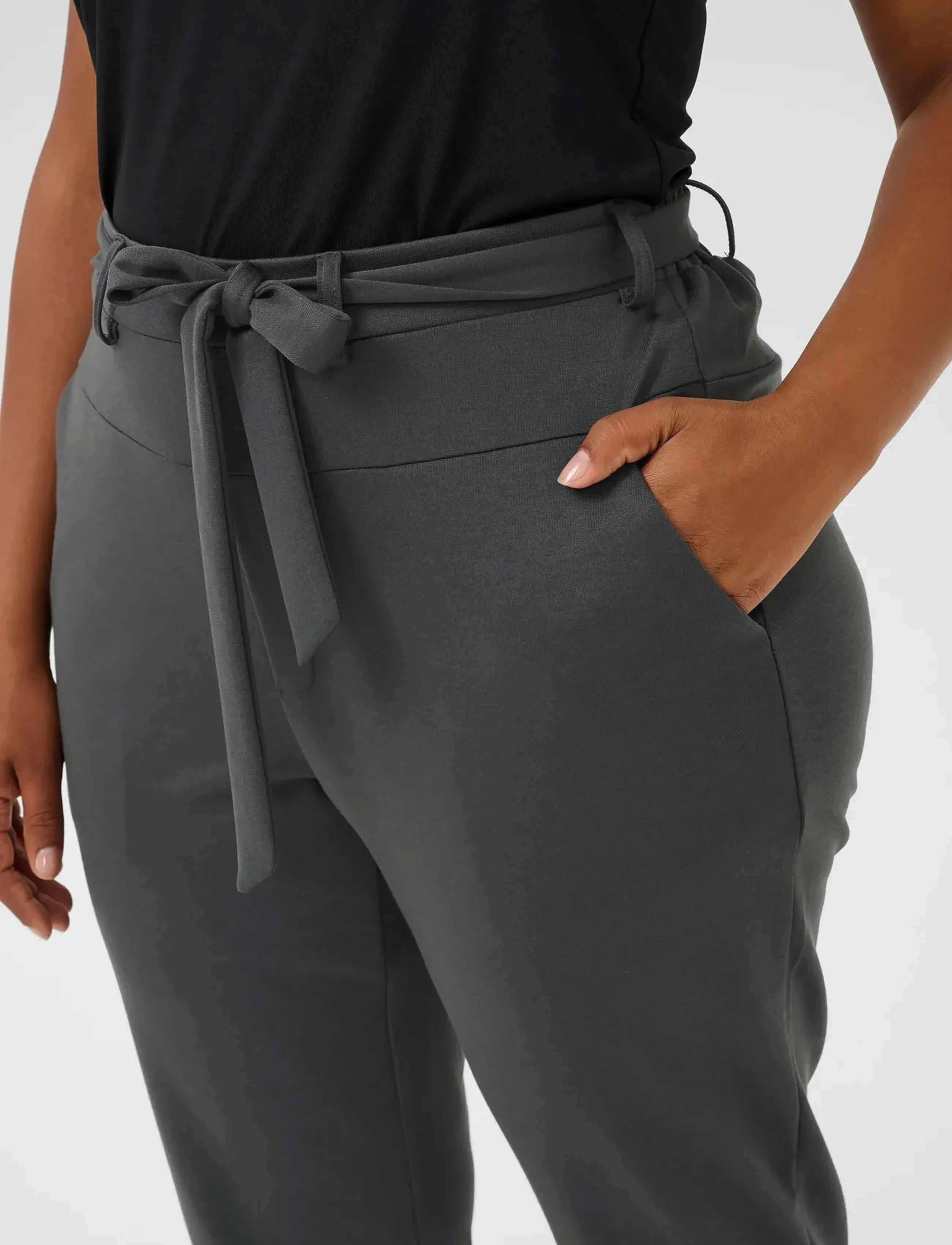 KCJenna Belt Pants