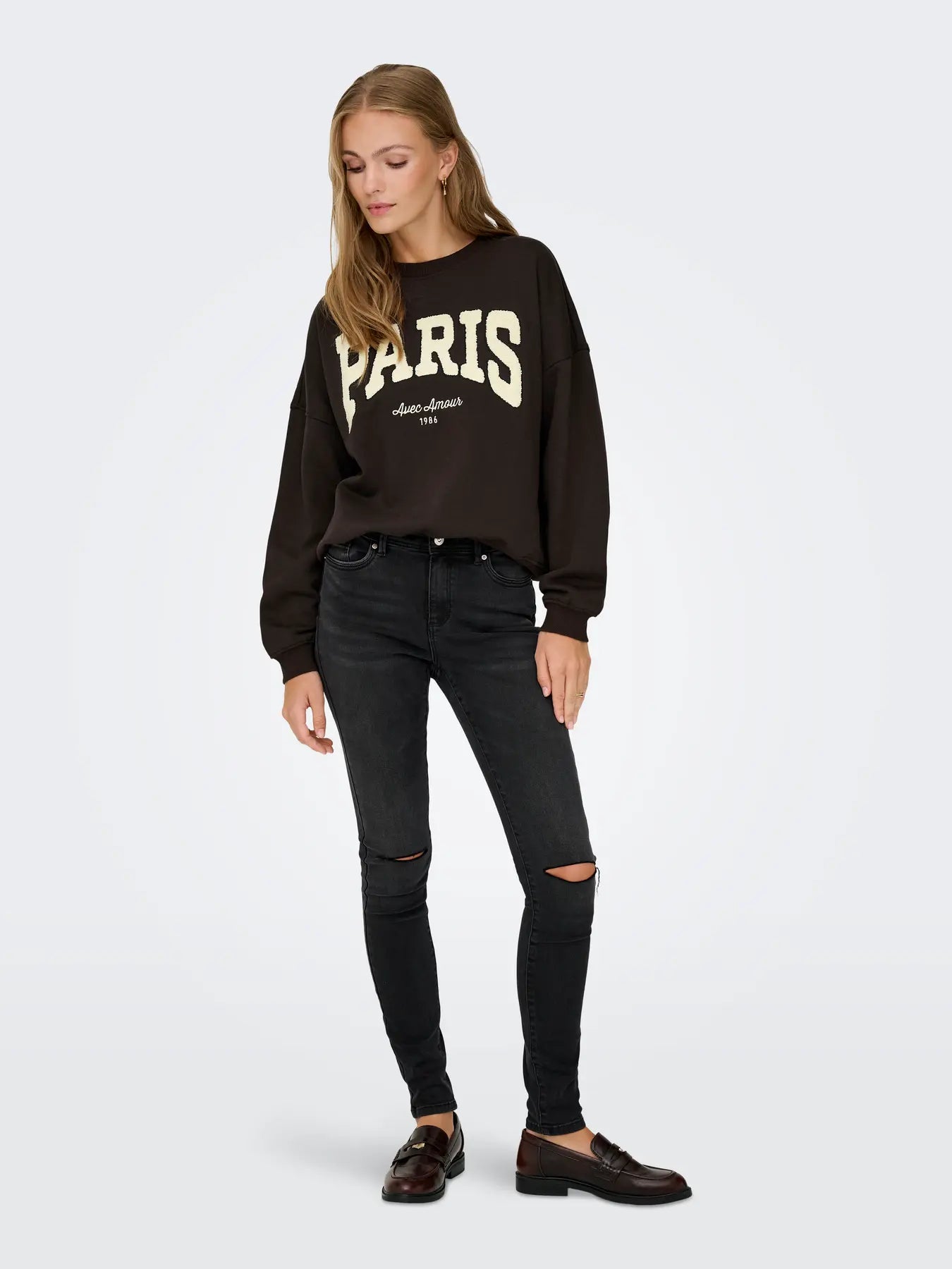 JDYMESA L/S O-NK EMB SWEAT